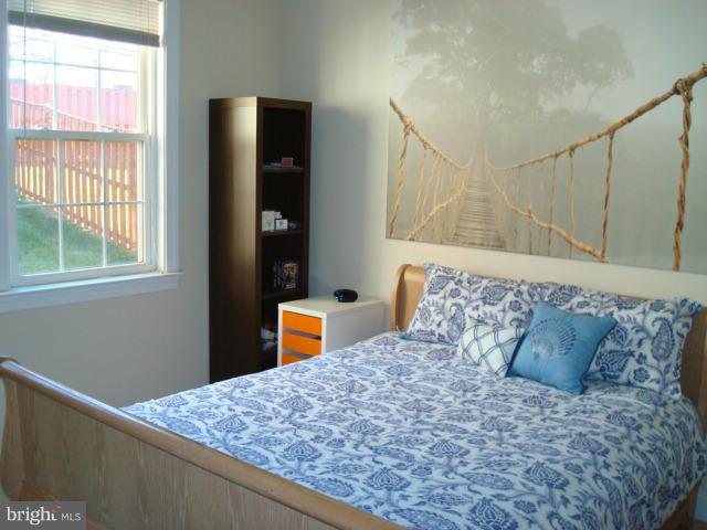 BRITTANY PARC AT TYSONS - Residential Lease