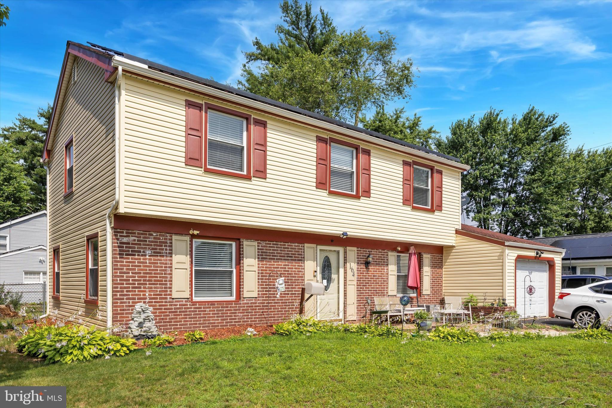 164 SOMERSET DRIVE