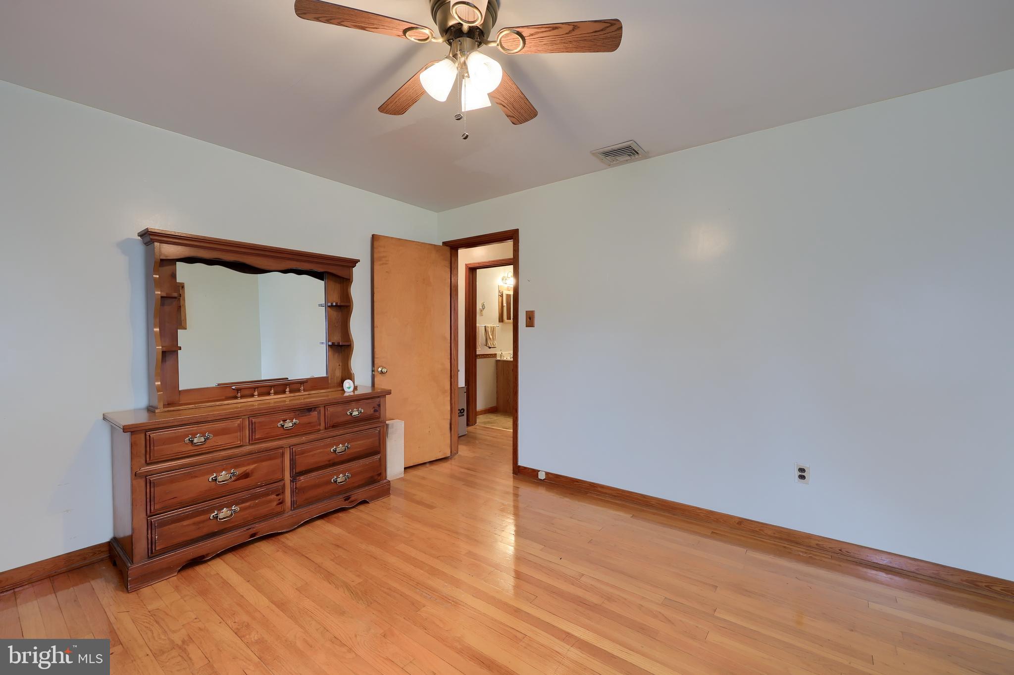 ELIZABETHTOWN BOROUGH - Residential