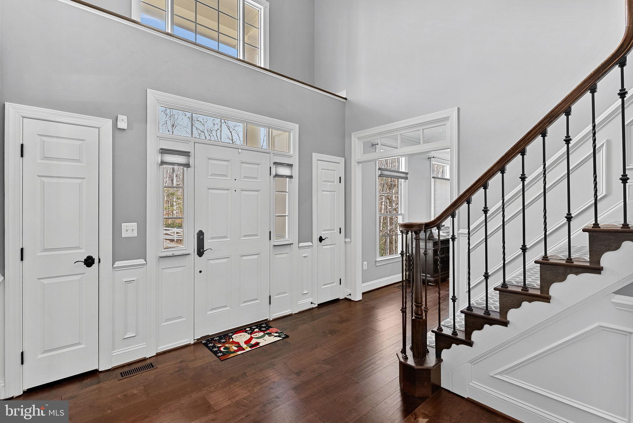 8138 RONDELAY LANE