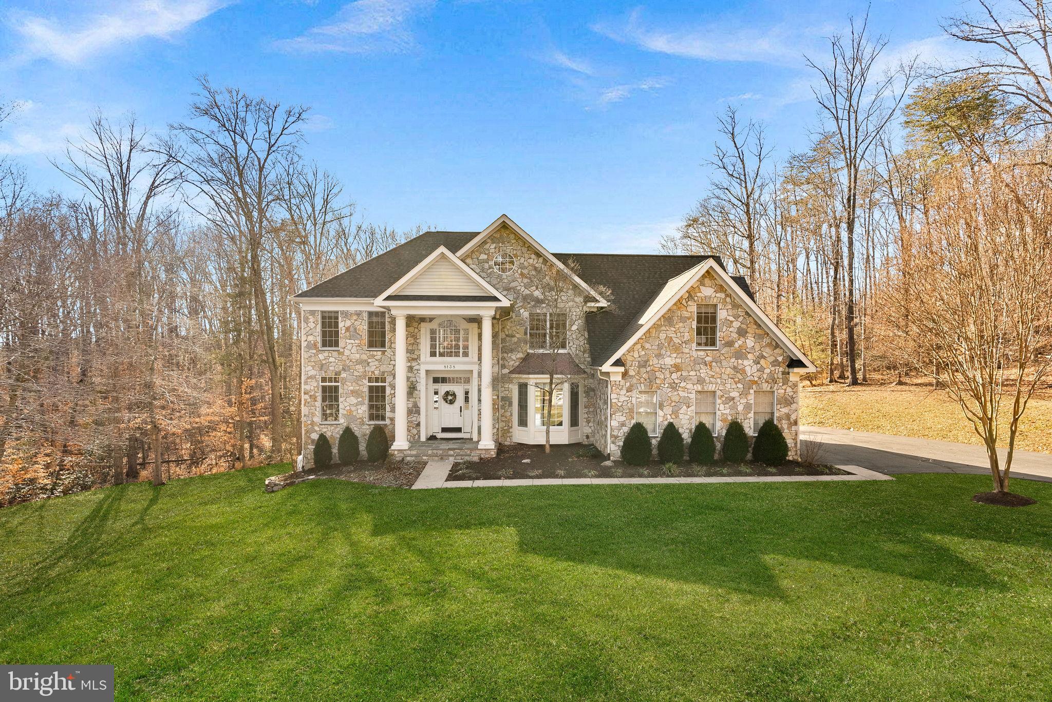8138 RONDELAY LANE