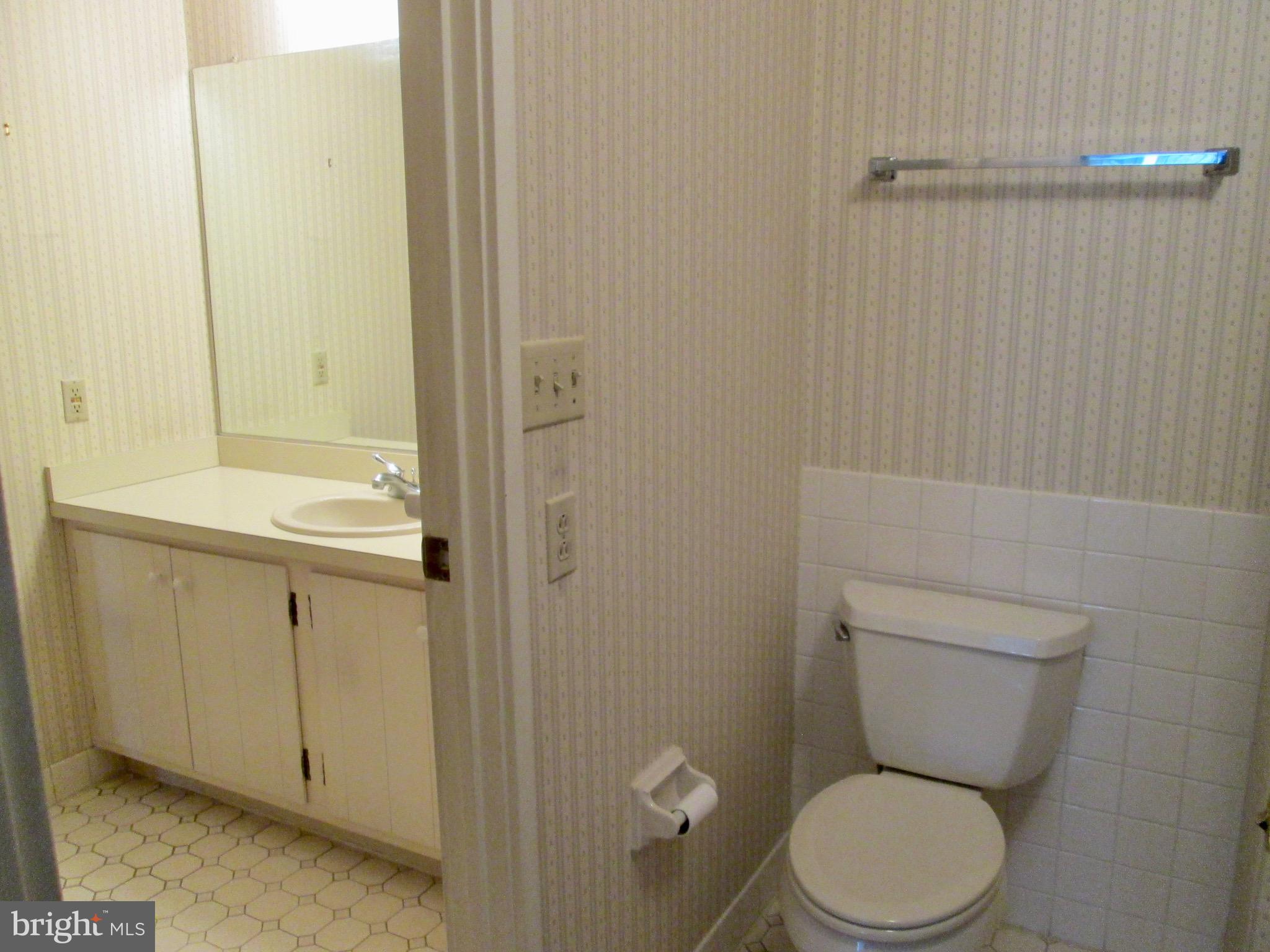 FLYING HILLS - Residential