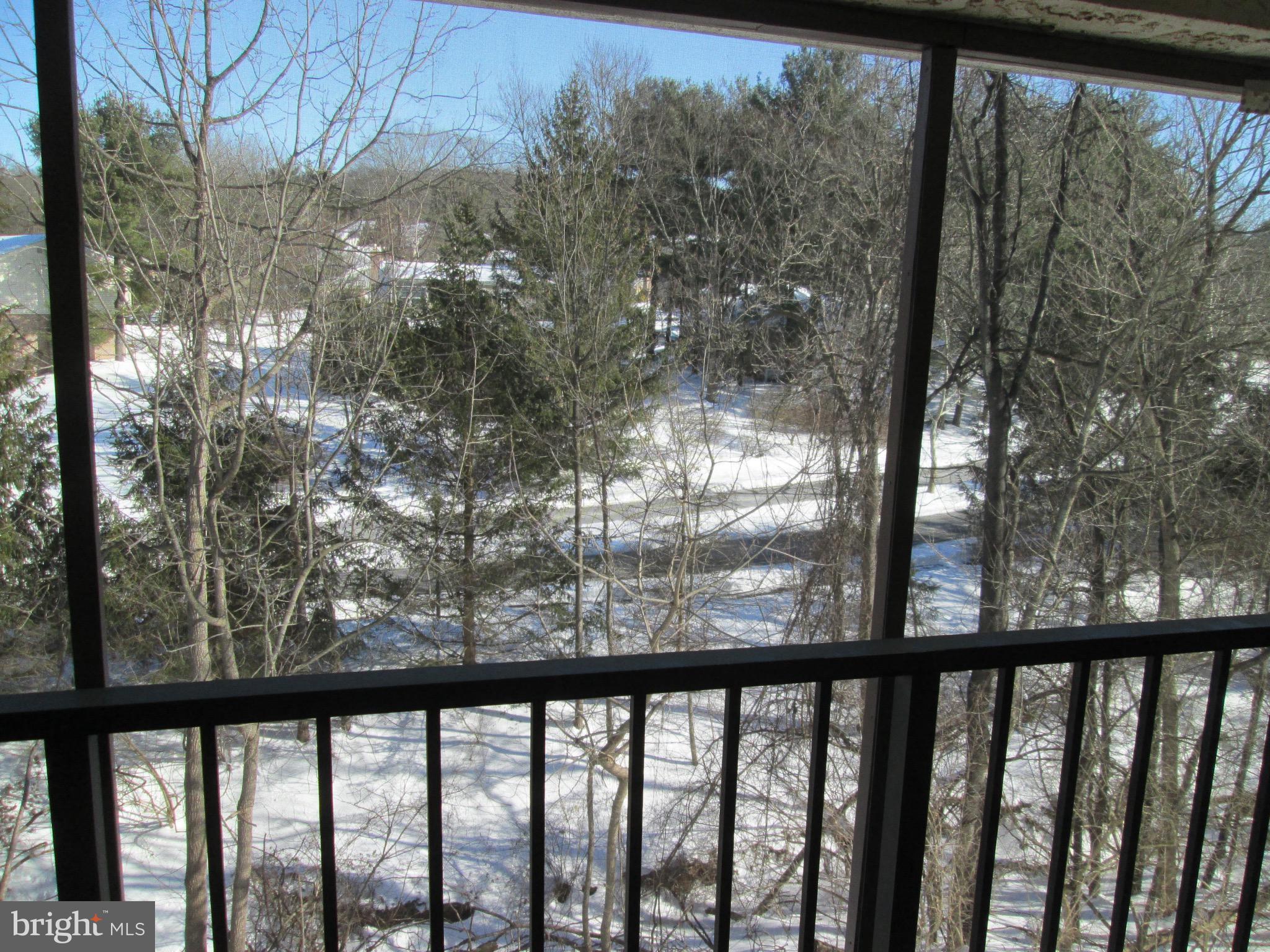 FLYING HILLS - Residential