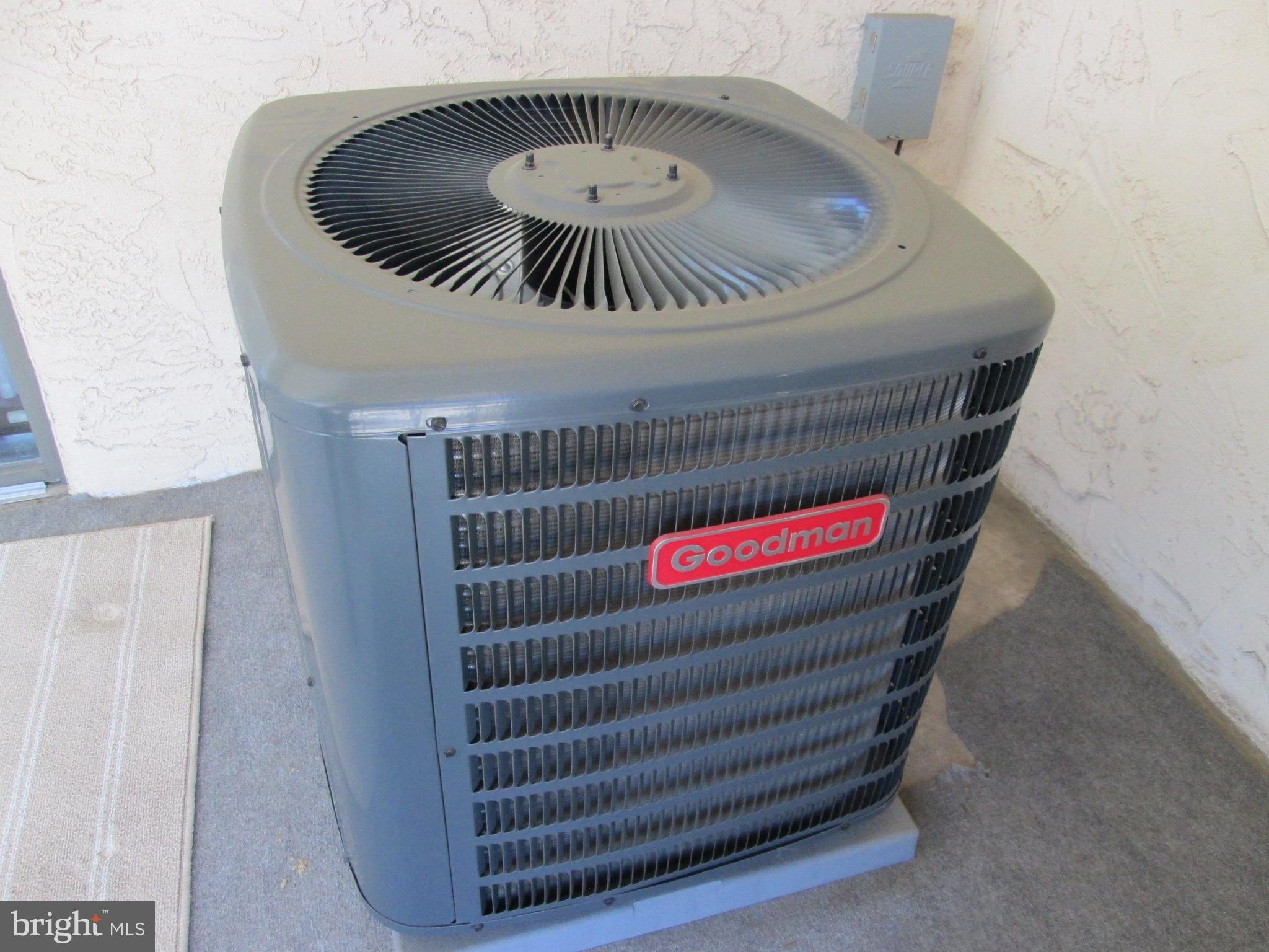 FLYING HILLS - Residential