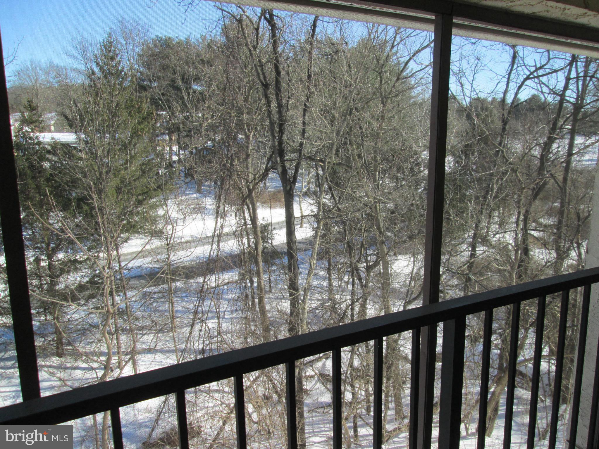 FLYING HILLS - Residential