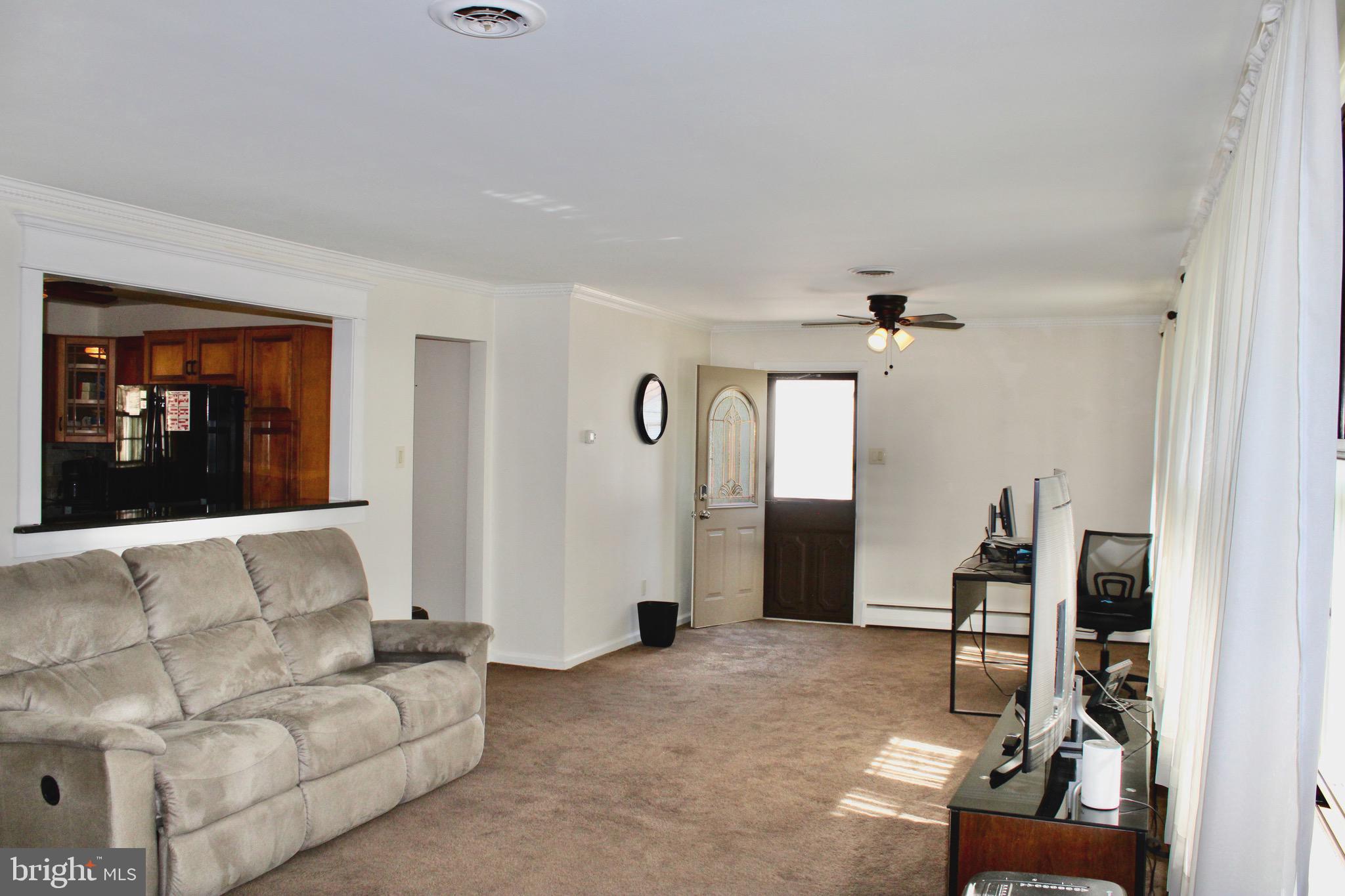 FEASTERVILLE HGTS - Residential