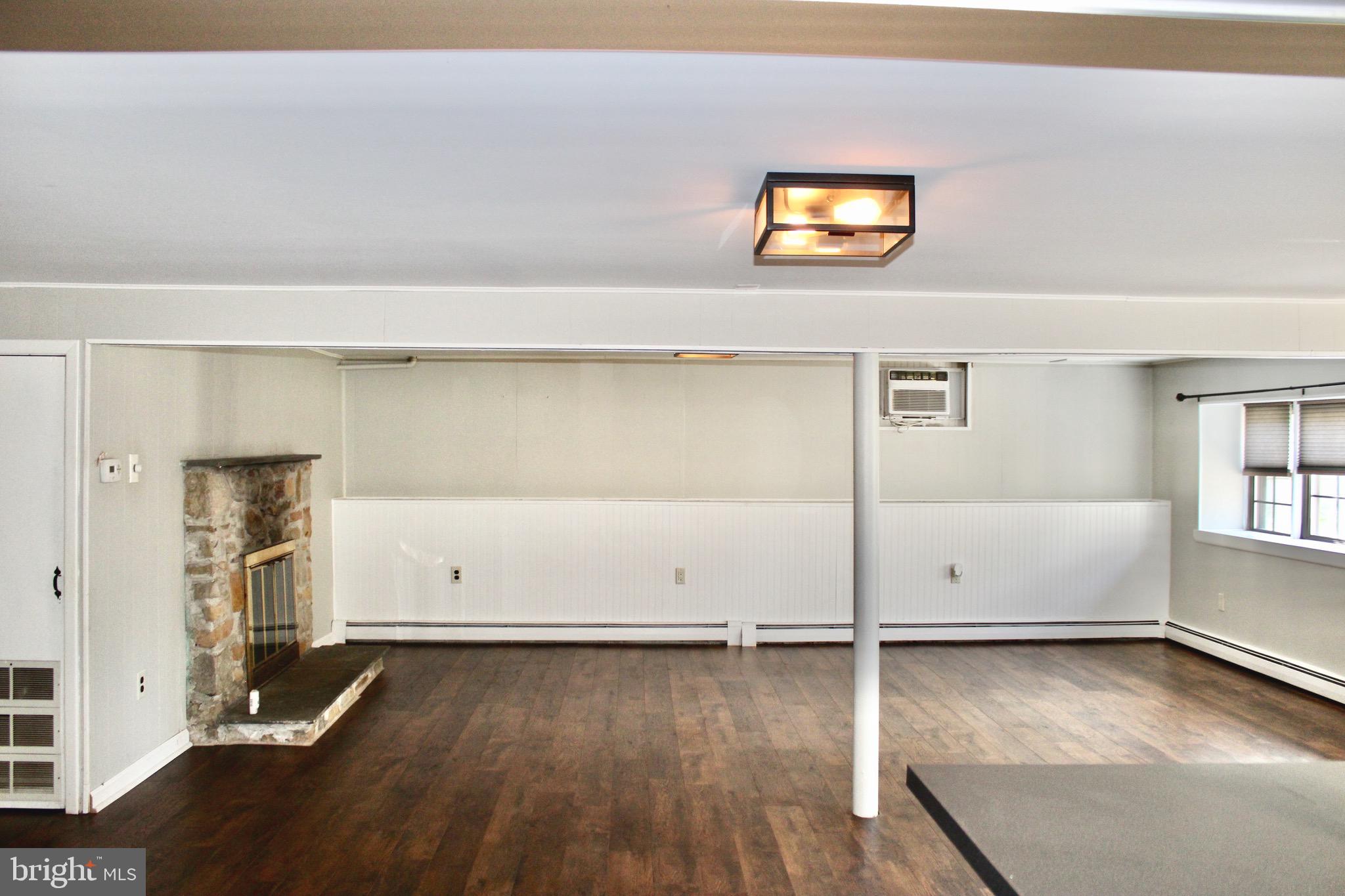 FEASTERVILLE HGTS - Residential