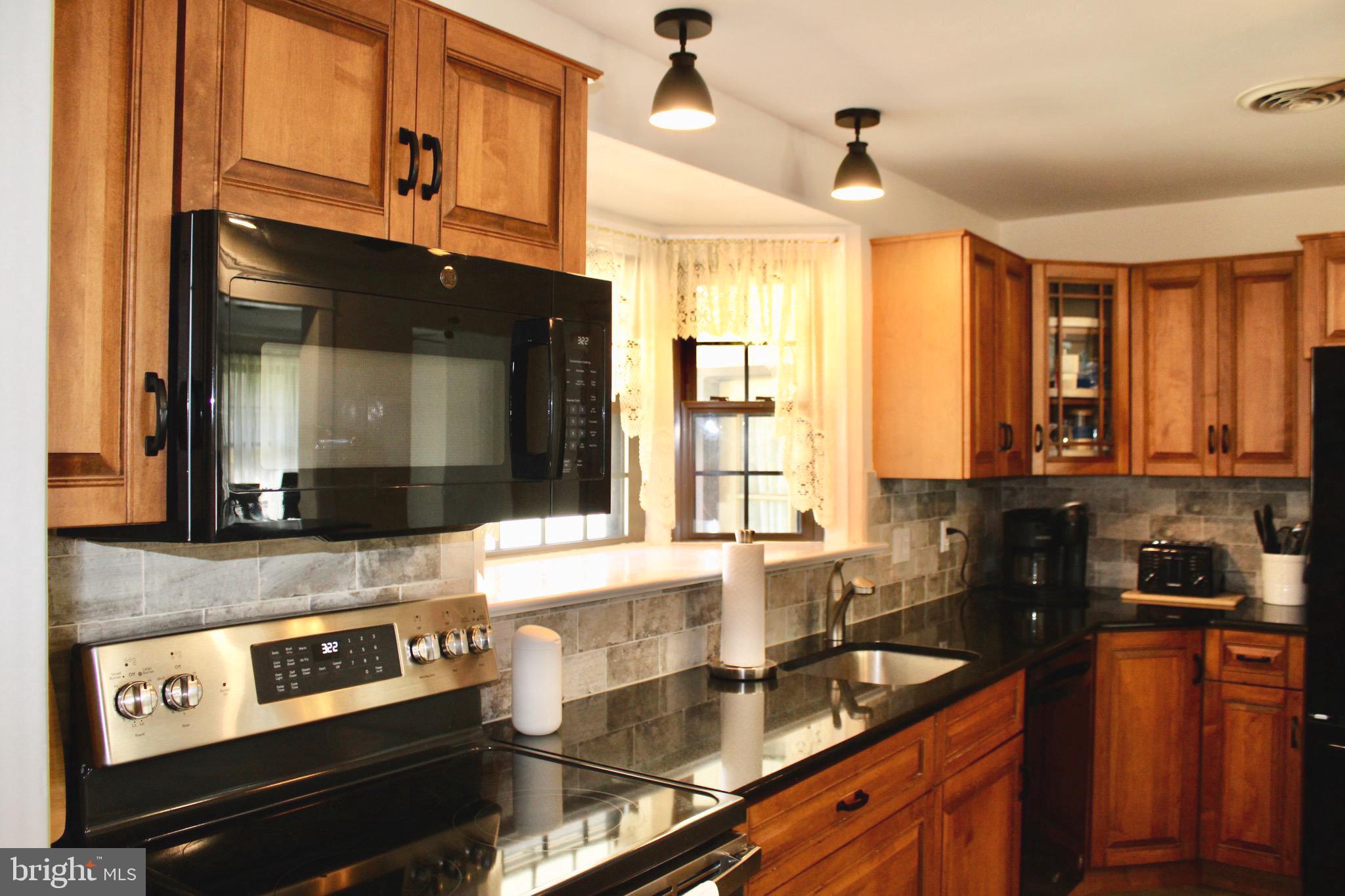 FEASTERVILLE HGTS - Residential