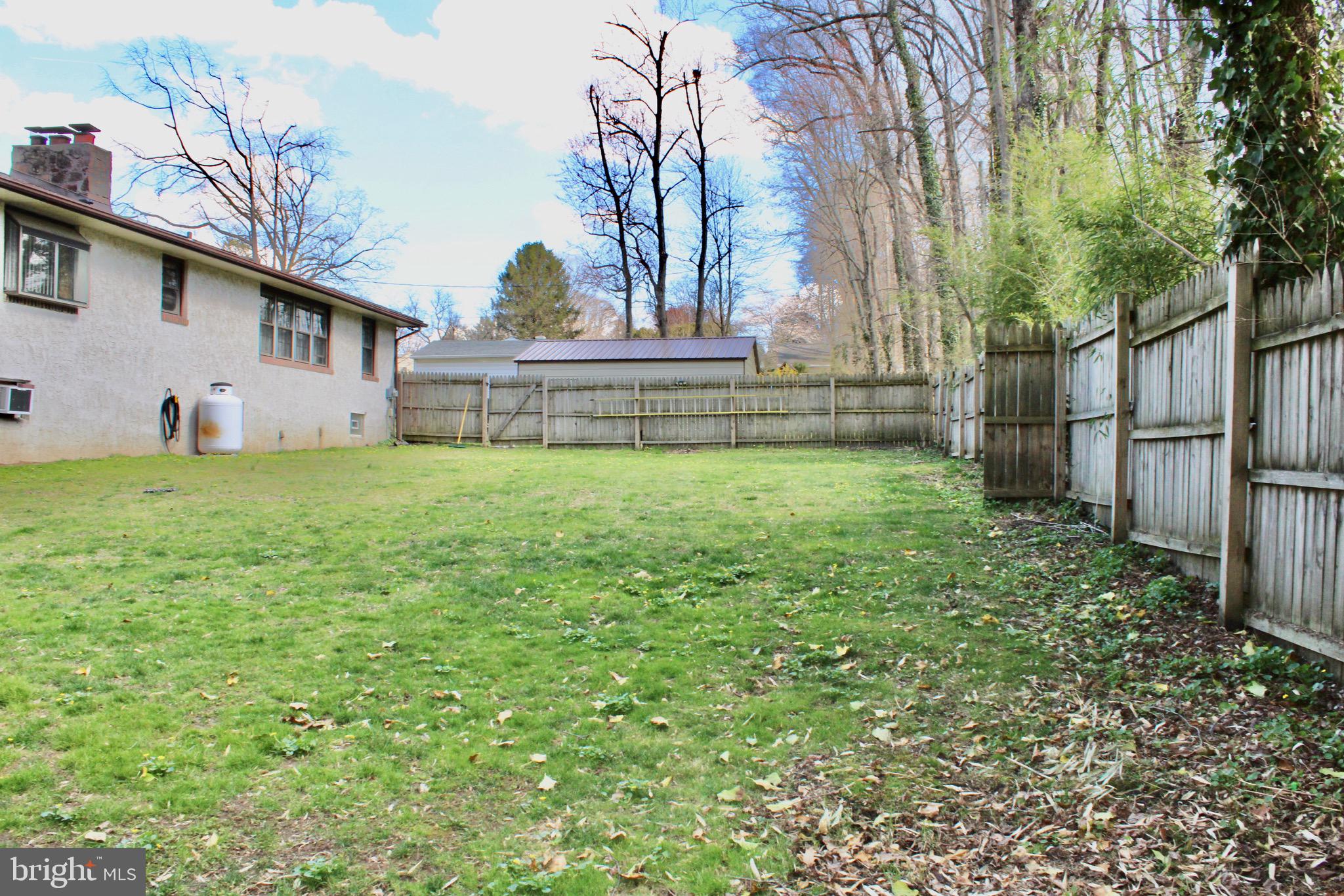 FEASTERVILLE HGTS - Residential