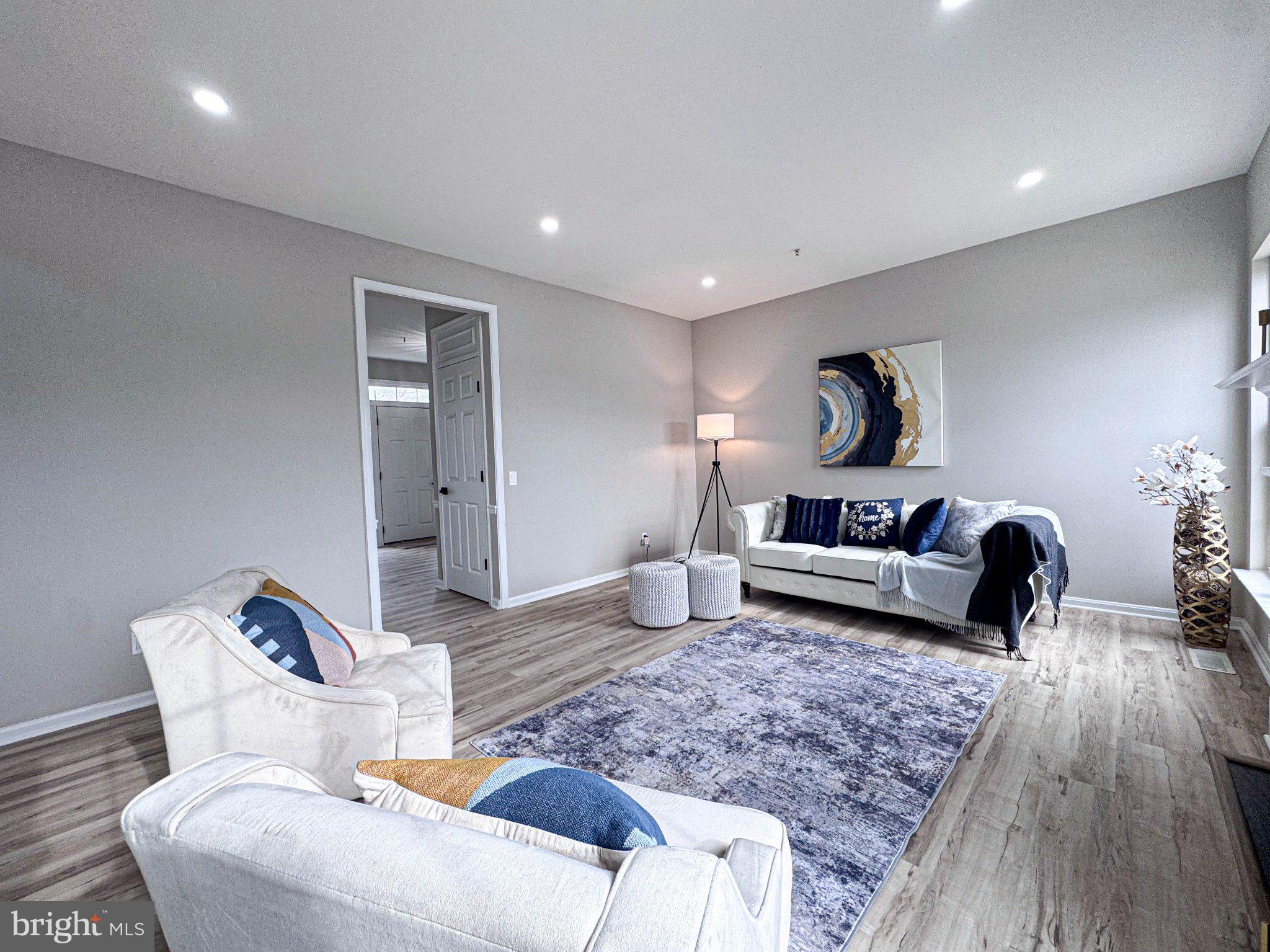 HILLANTRAE - Residential