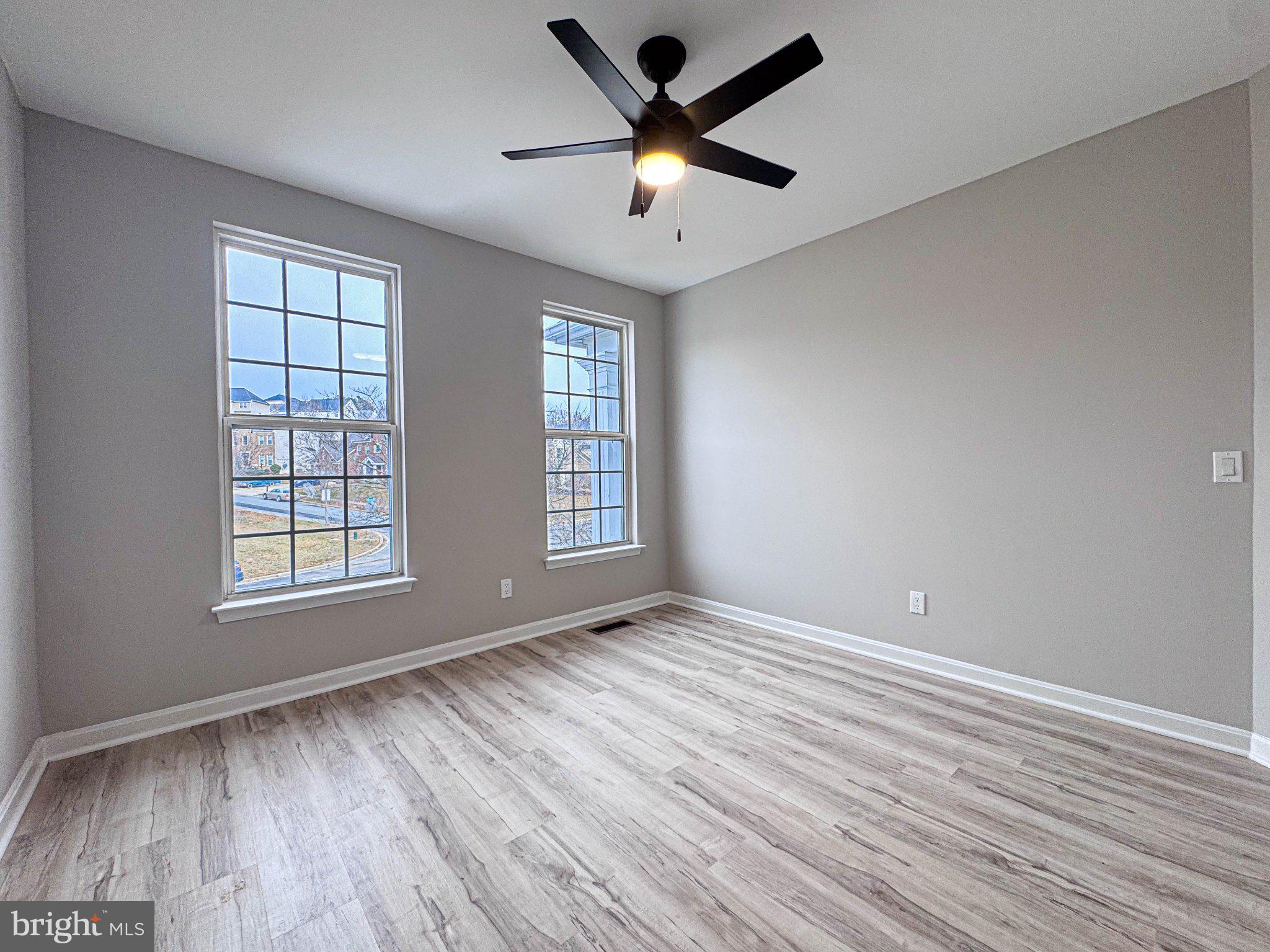 HILLANTRAE - Residential