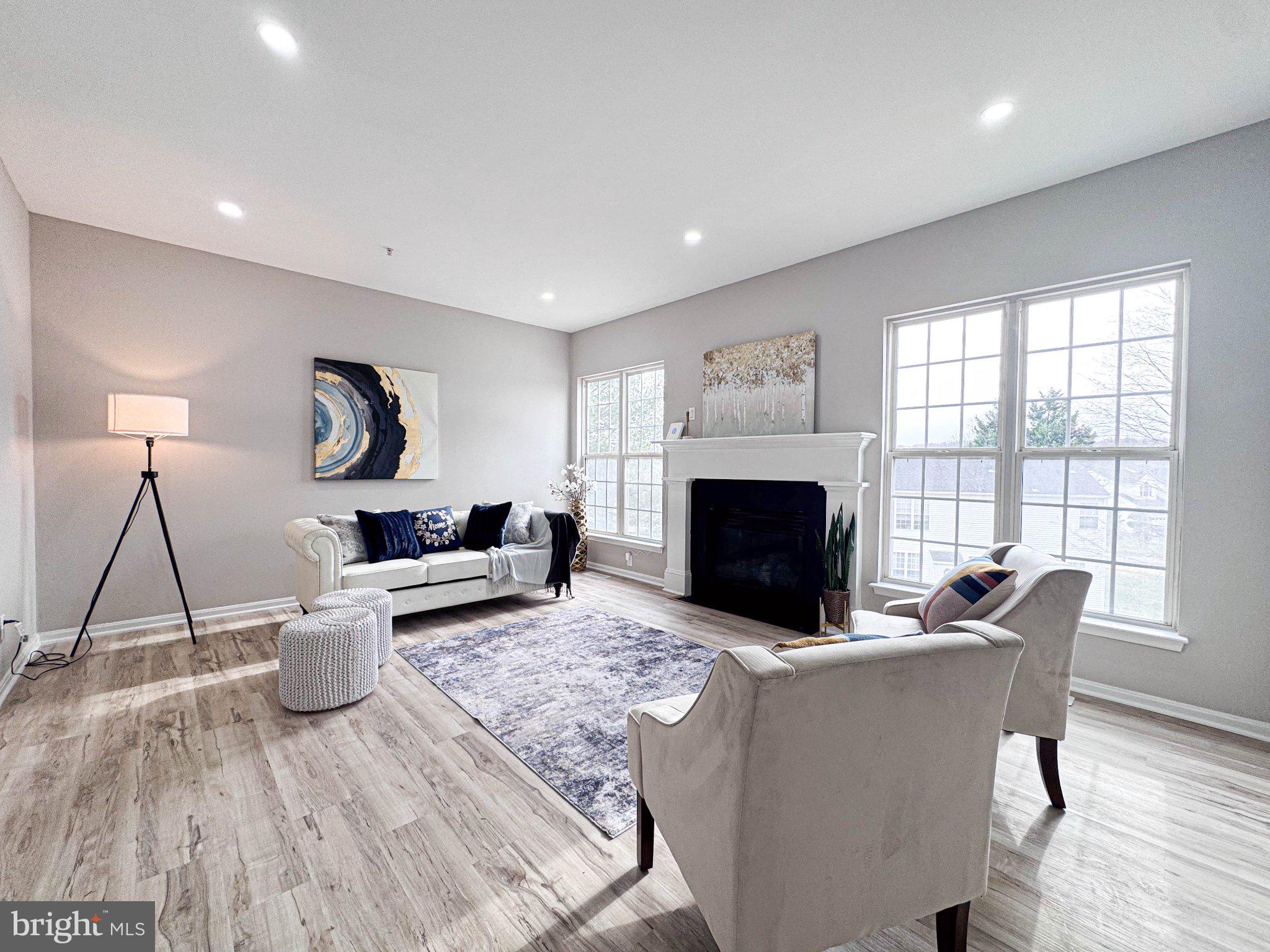 HILLANTRAE - Residential