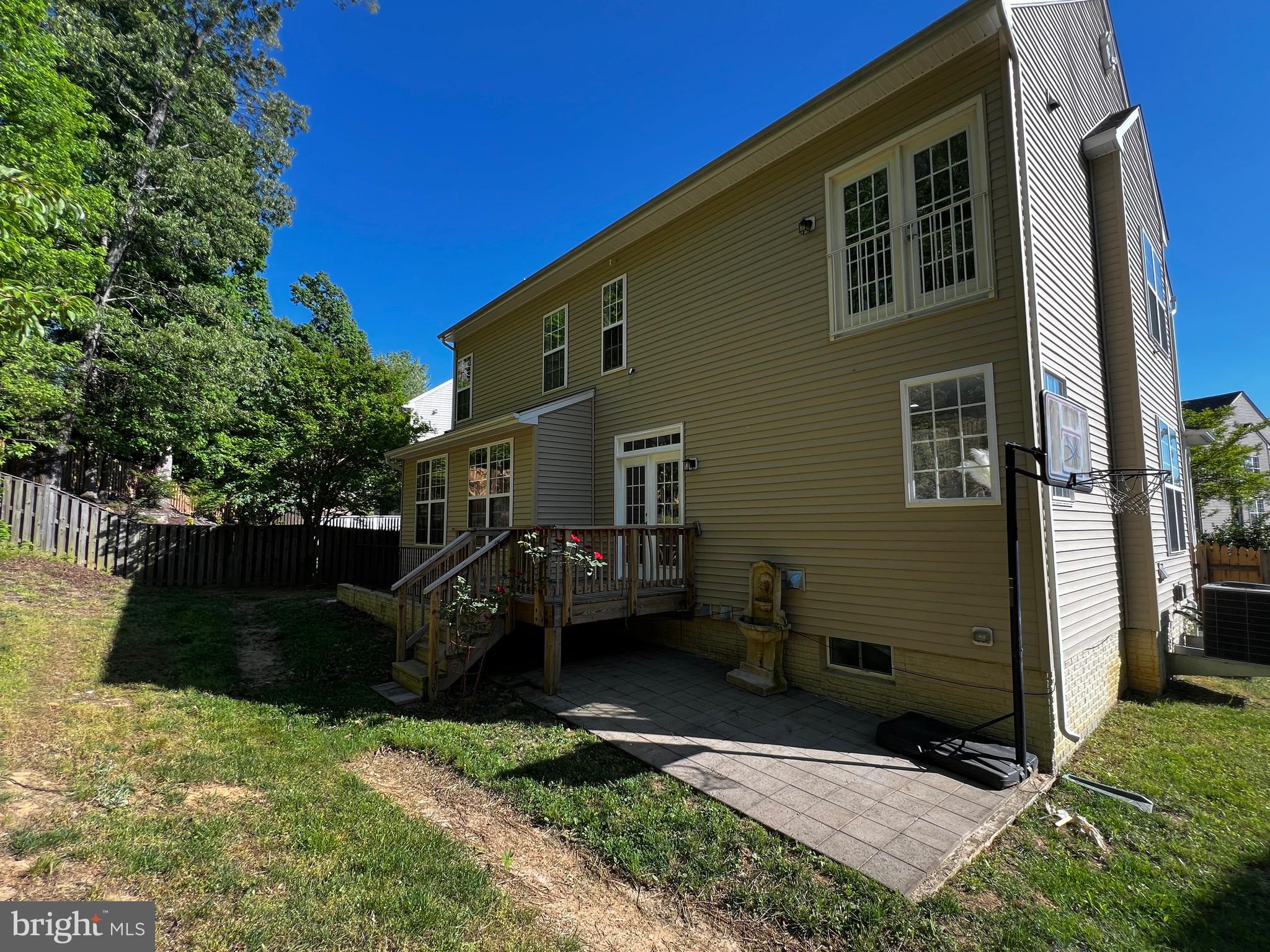 CAMBRIDGE CROSSING - Residential