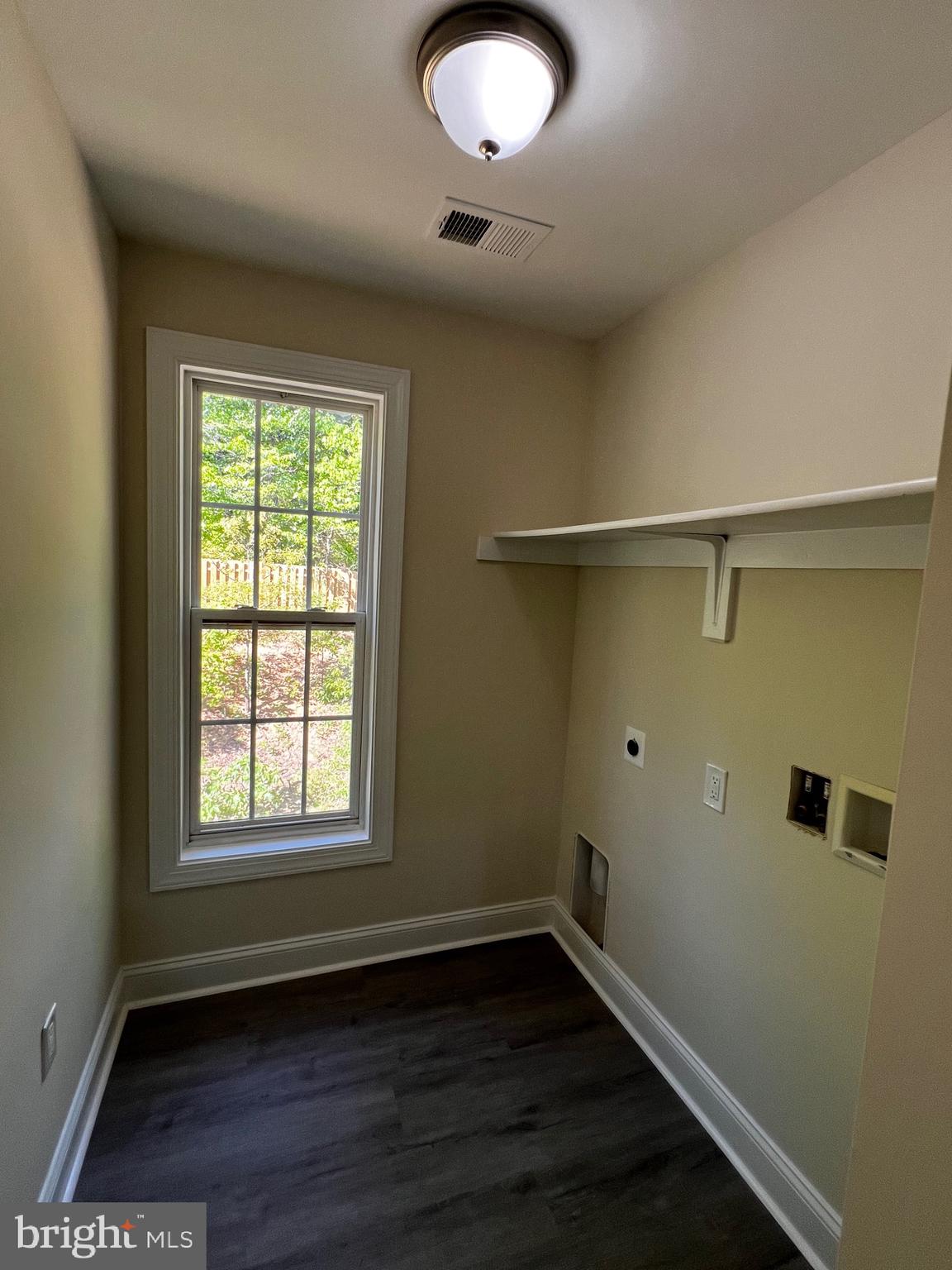 CAMBRIDGE CROSSING - Residential