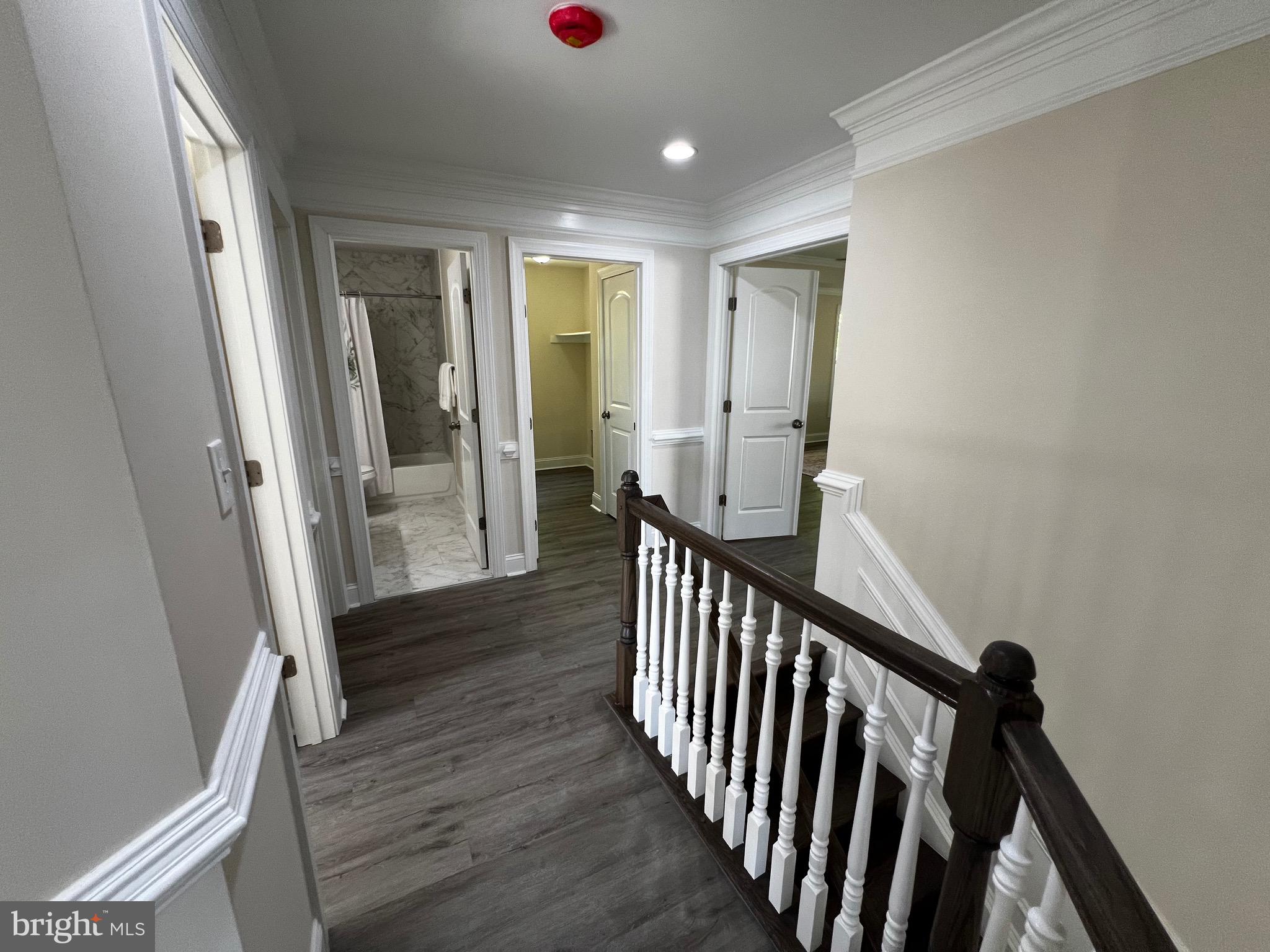 CAMBRIDGE CROSSING - Residential