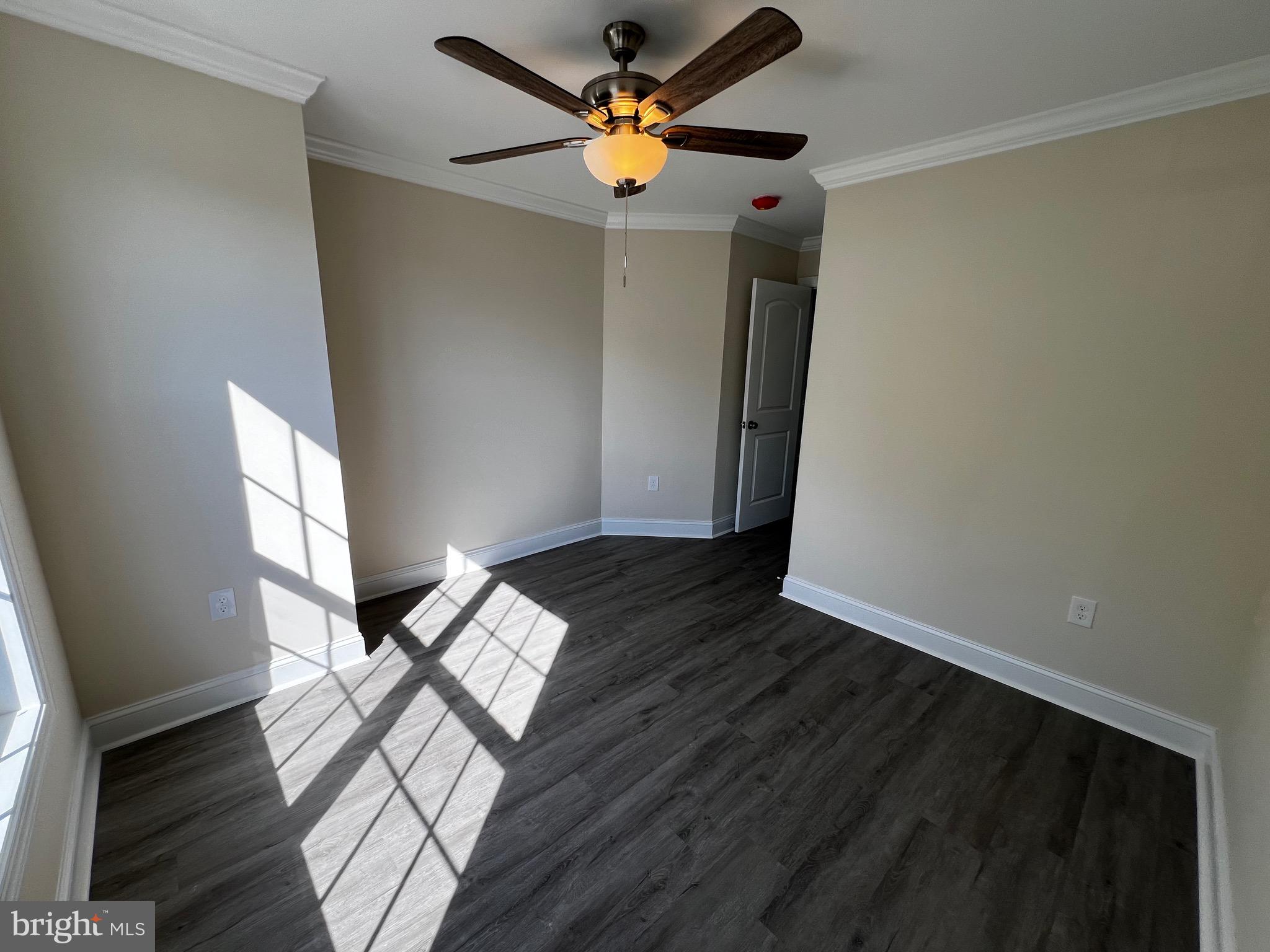 CAMBRIDGE CROSSING - Residential