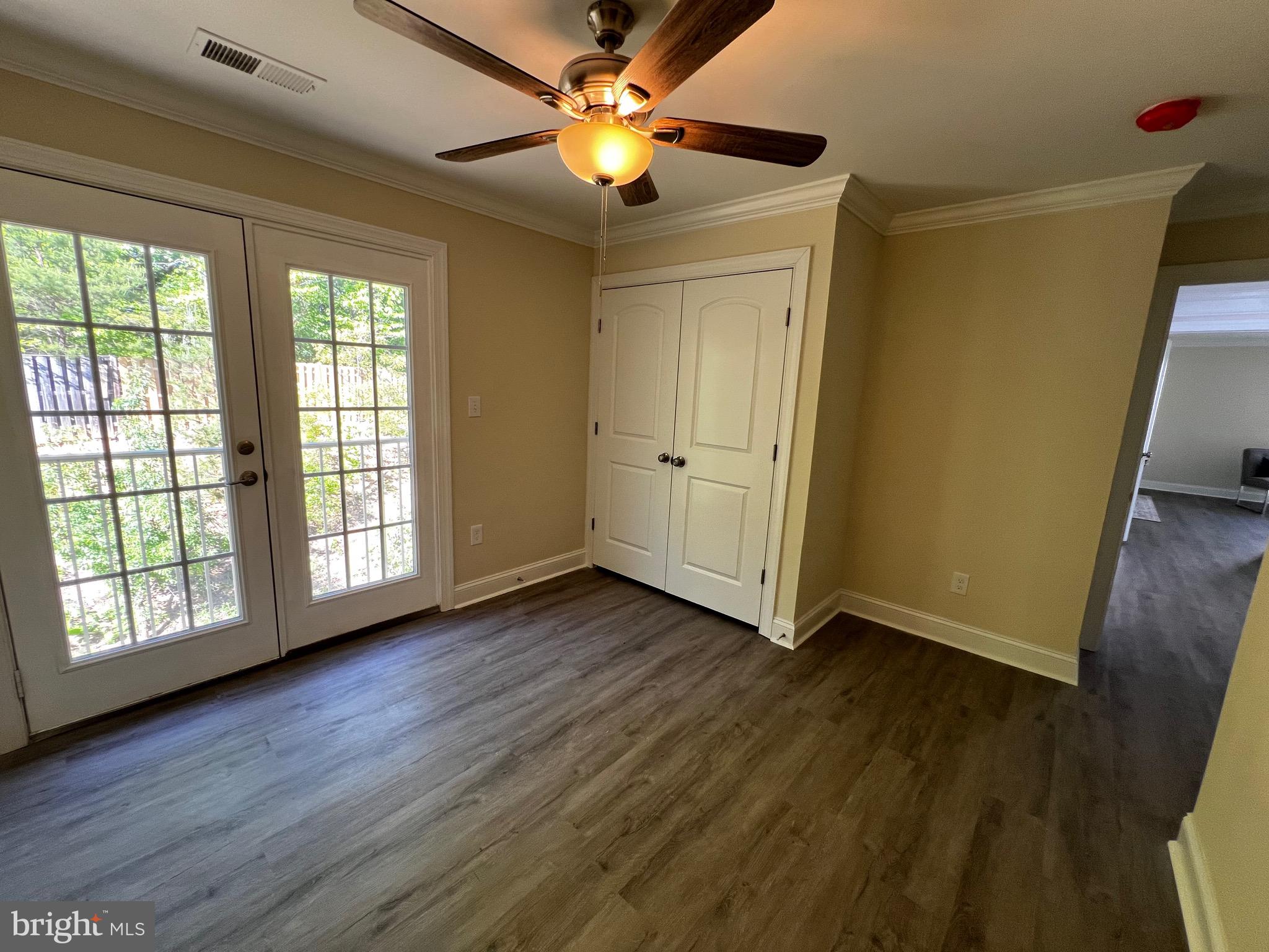 CAMBRIDGE CROSSING - Residential