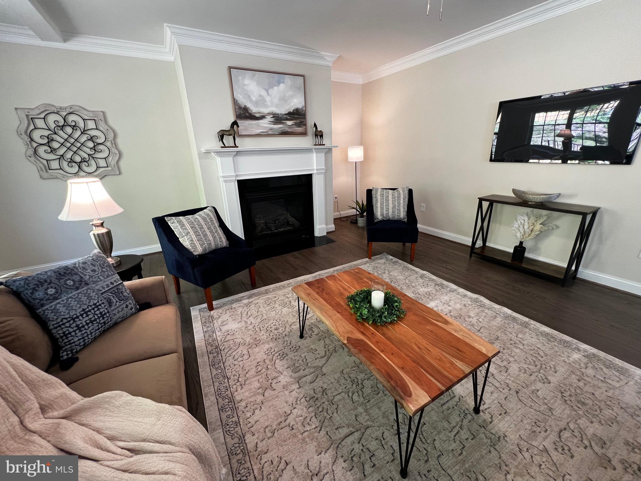 CAMBRIDGE CROSSING - Residential