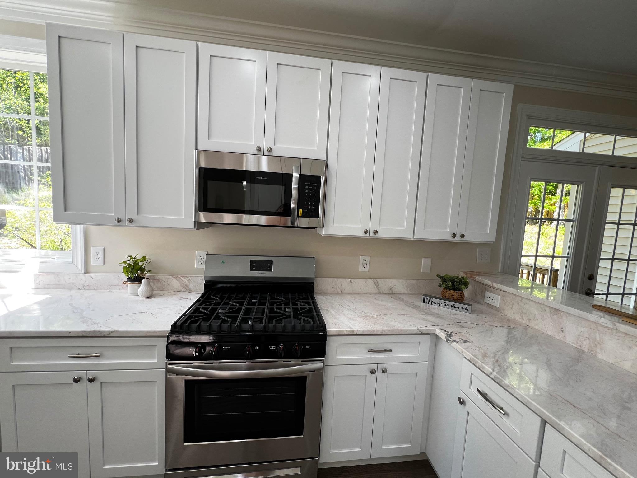 CAMBRIDGE CROSSING - Residential