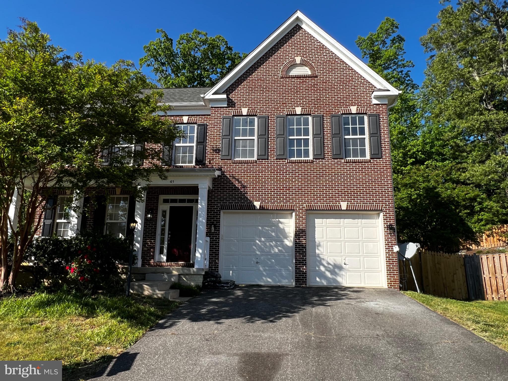 CAMBRIDGE CROSSING - Residential