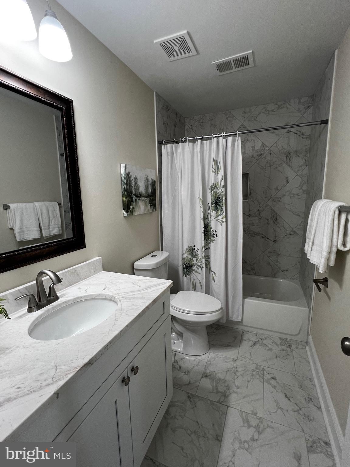 CAMBRIDGE CROSSING - Residential