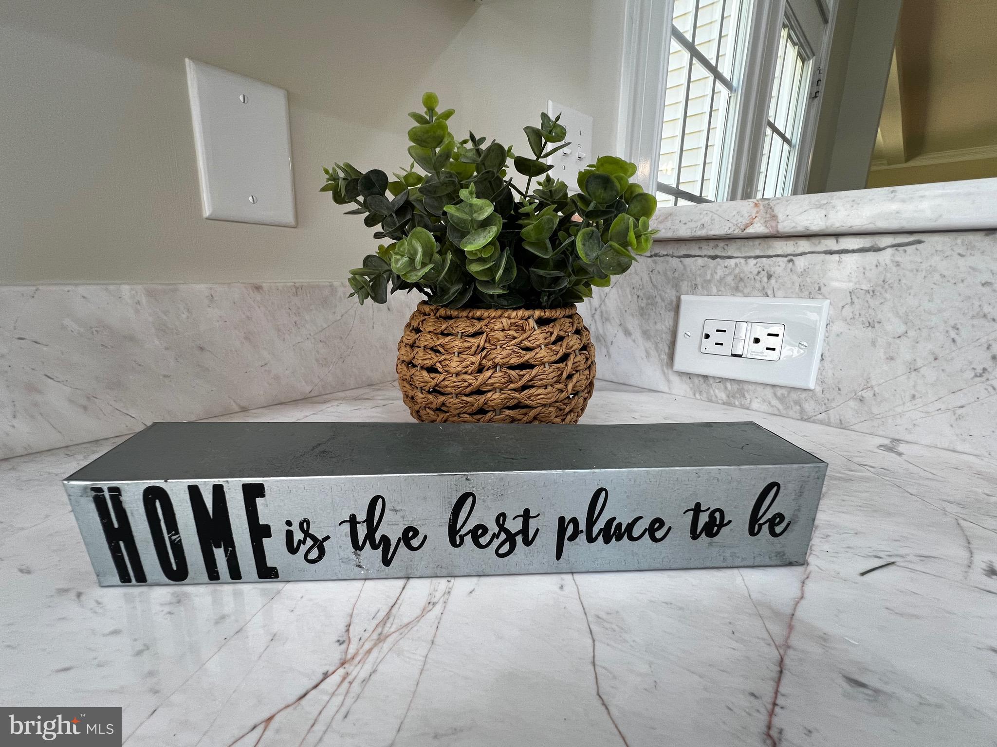 CAMBRIDGE CROSSING - Residential