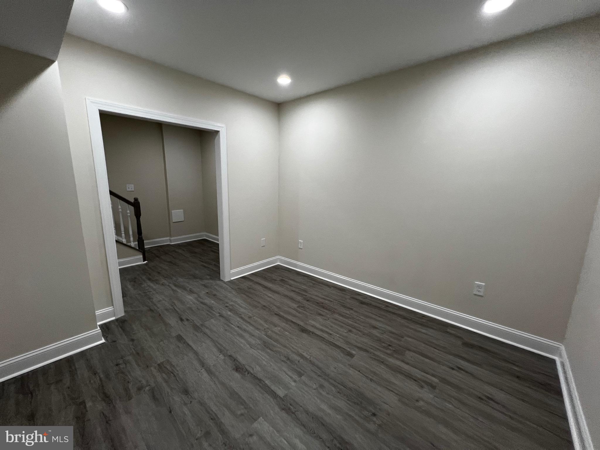 CAMBRIDGE CROSSING - Residential