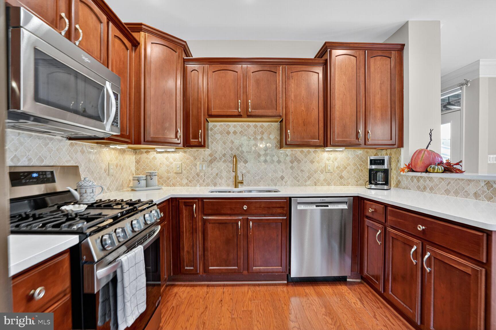 HERITAGE HUNT - Residential