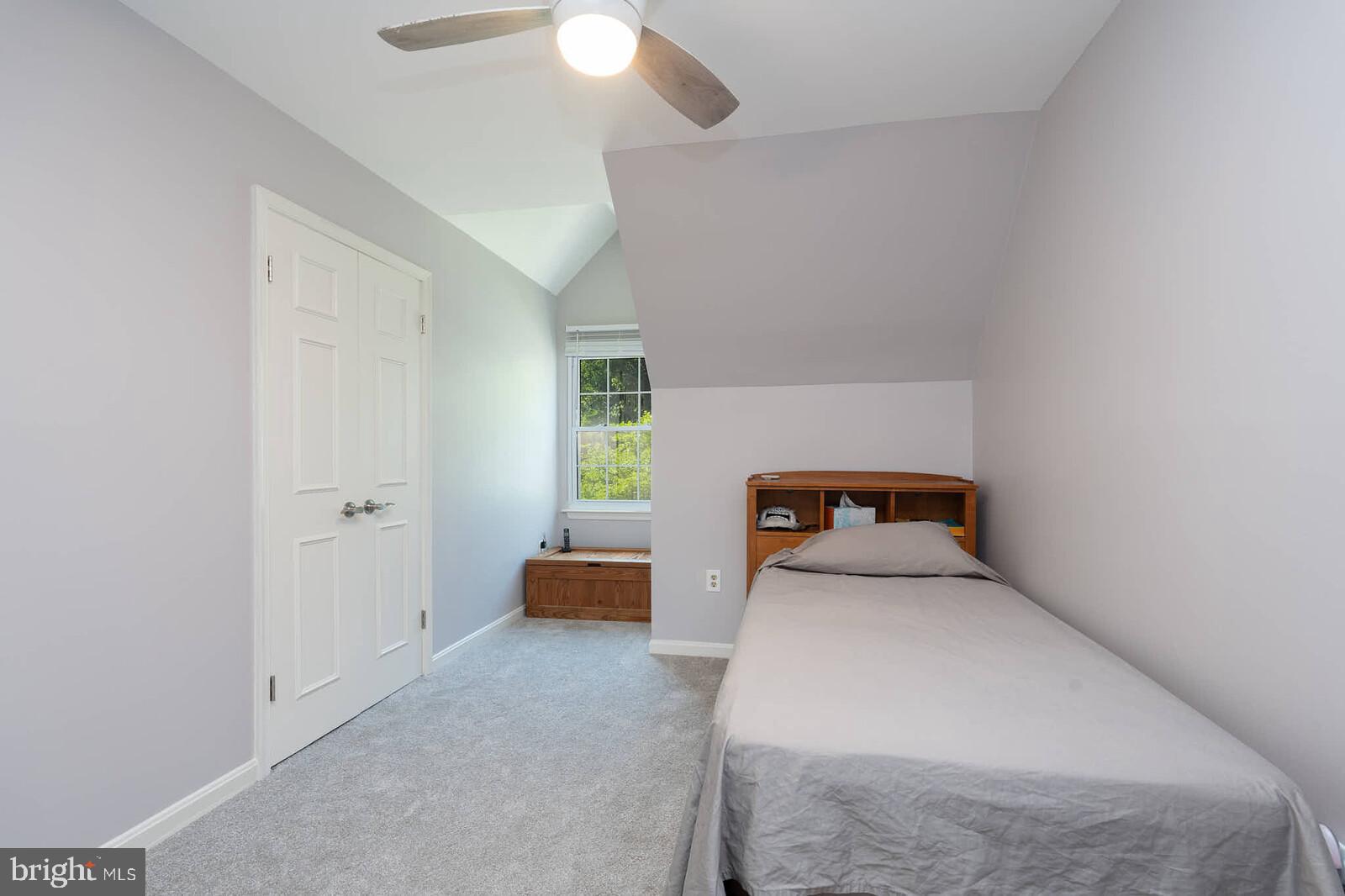 WILLIAMSBURG VILLAGE - Residential