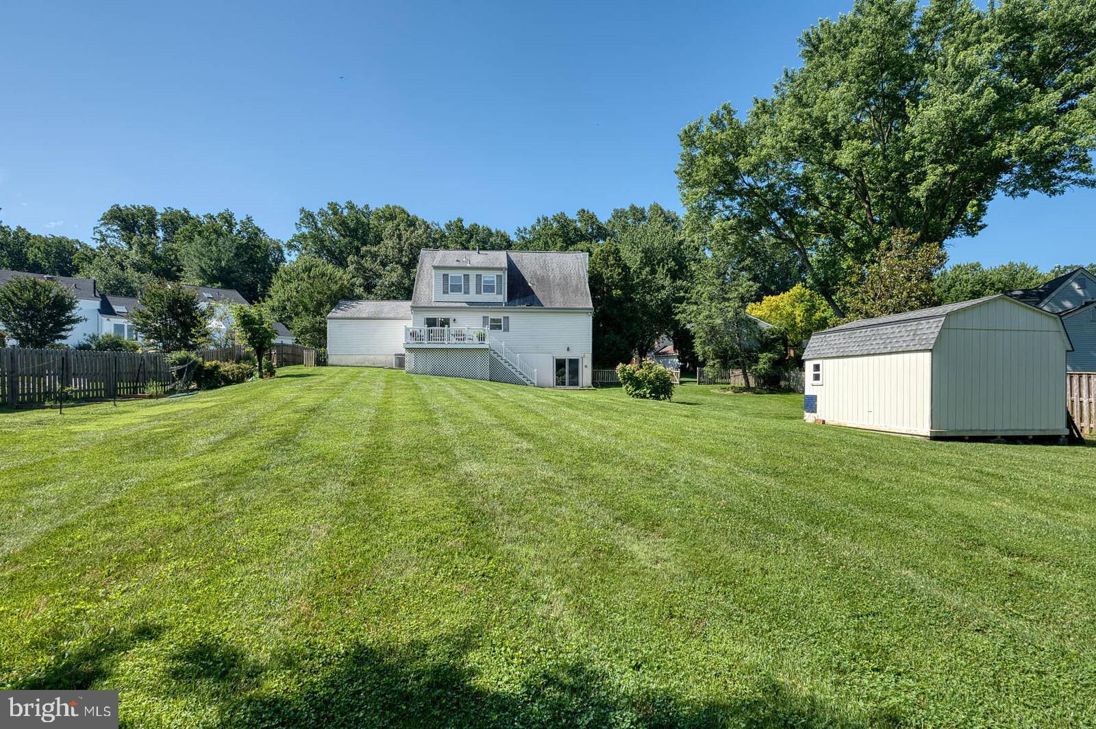 WILLIAMSBURG VILLAGE - Residential