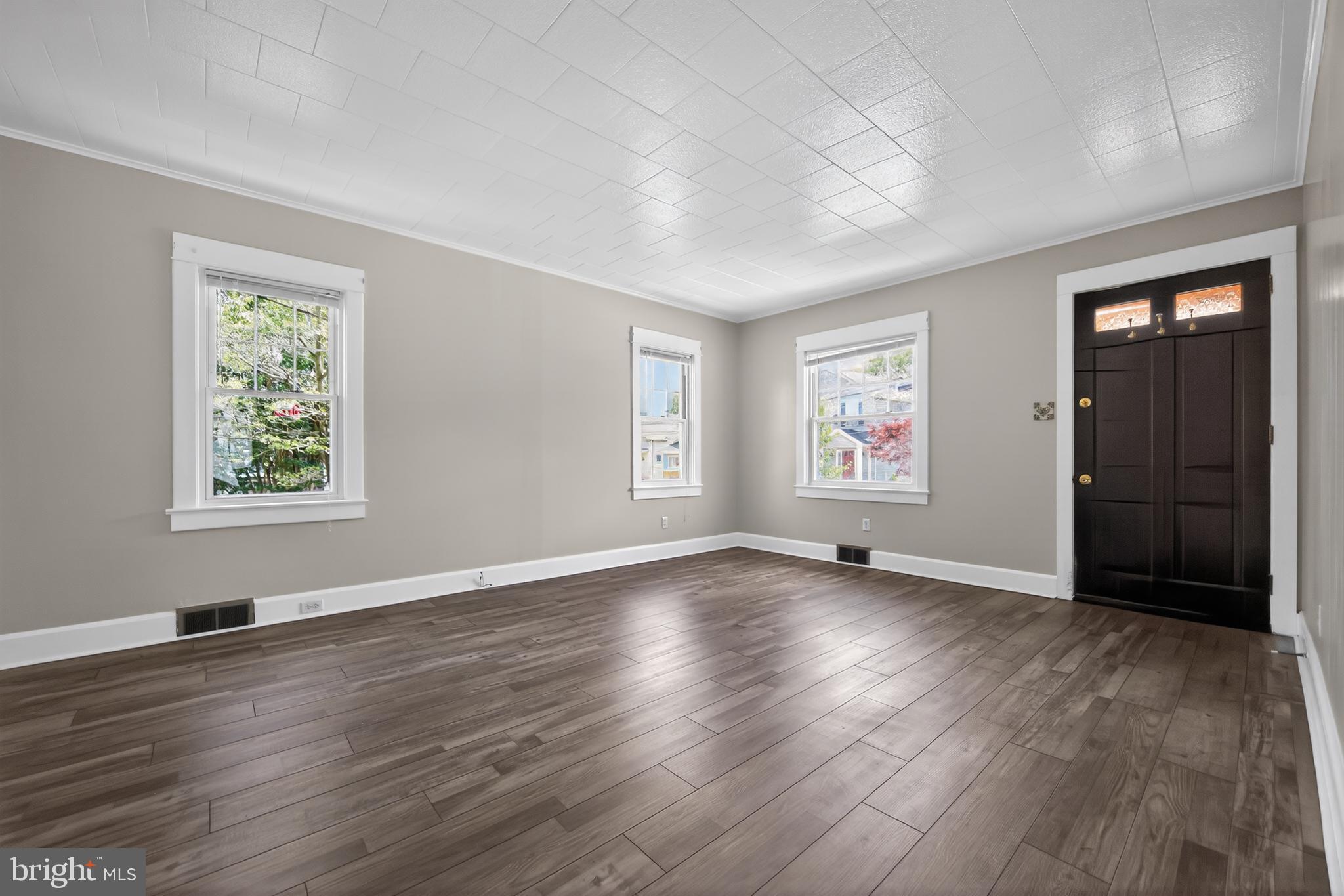 37 PAYSON AVENUE