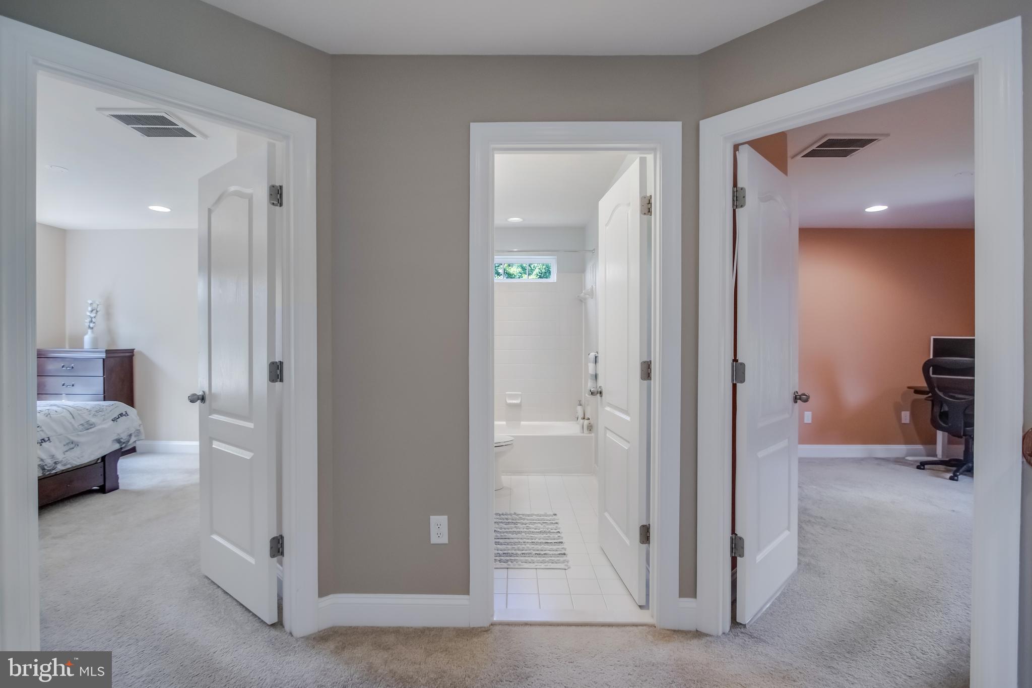 EMERSON - Residential