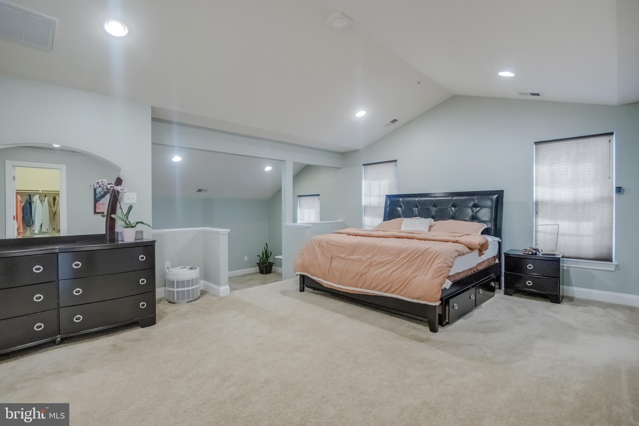 EMERSON - Residential