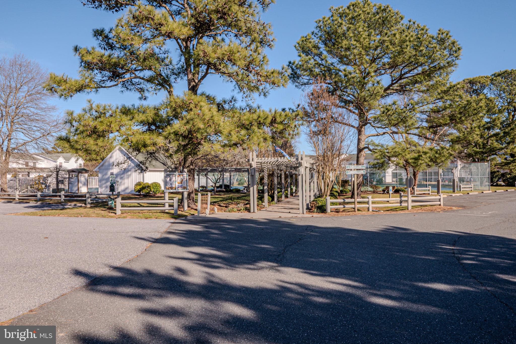 MALLARD LAKES - Residential