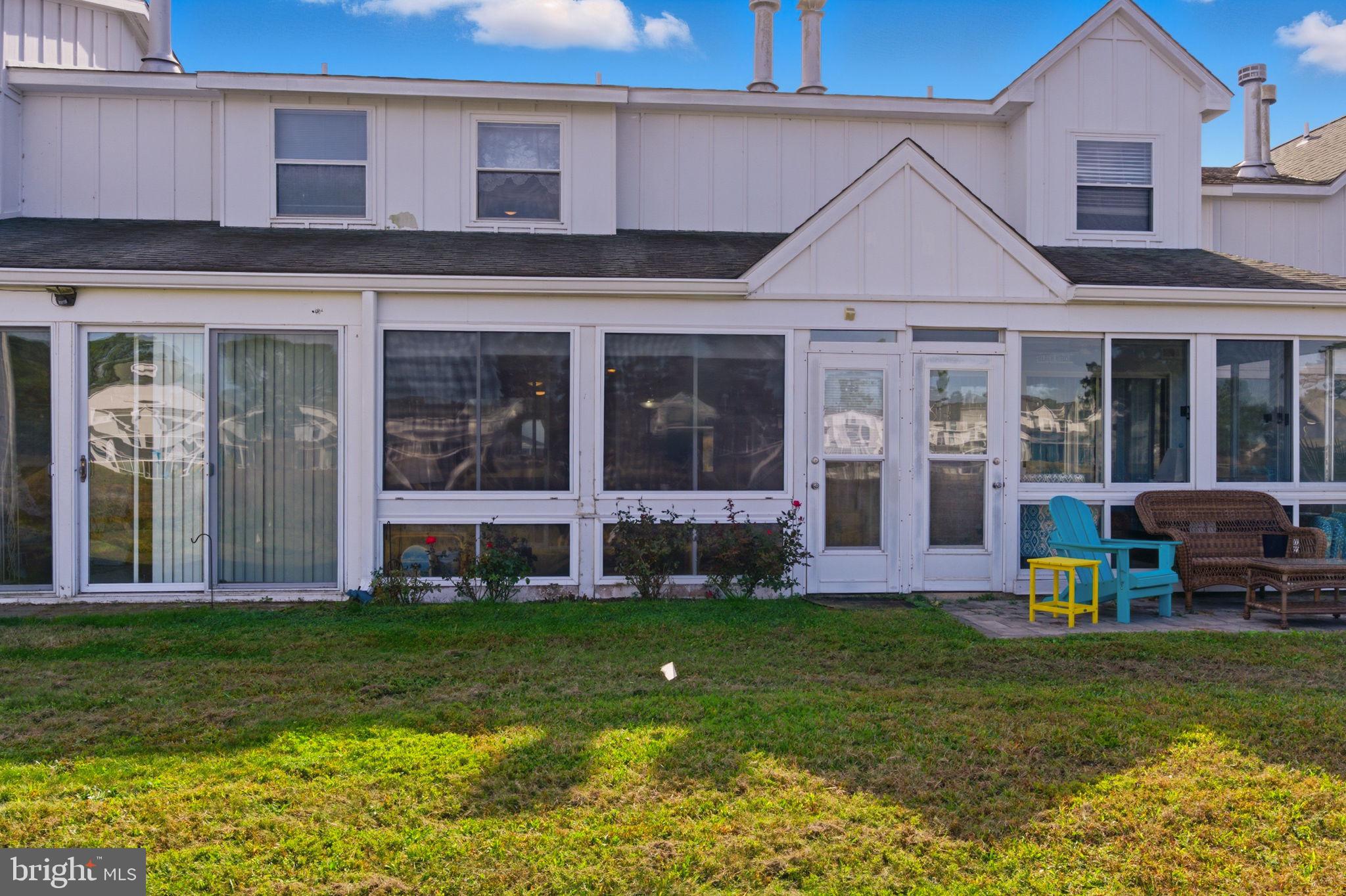 MALLARD LAKES - Residential