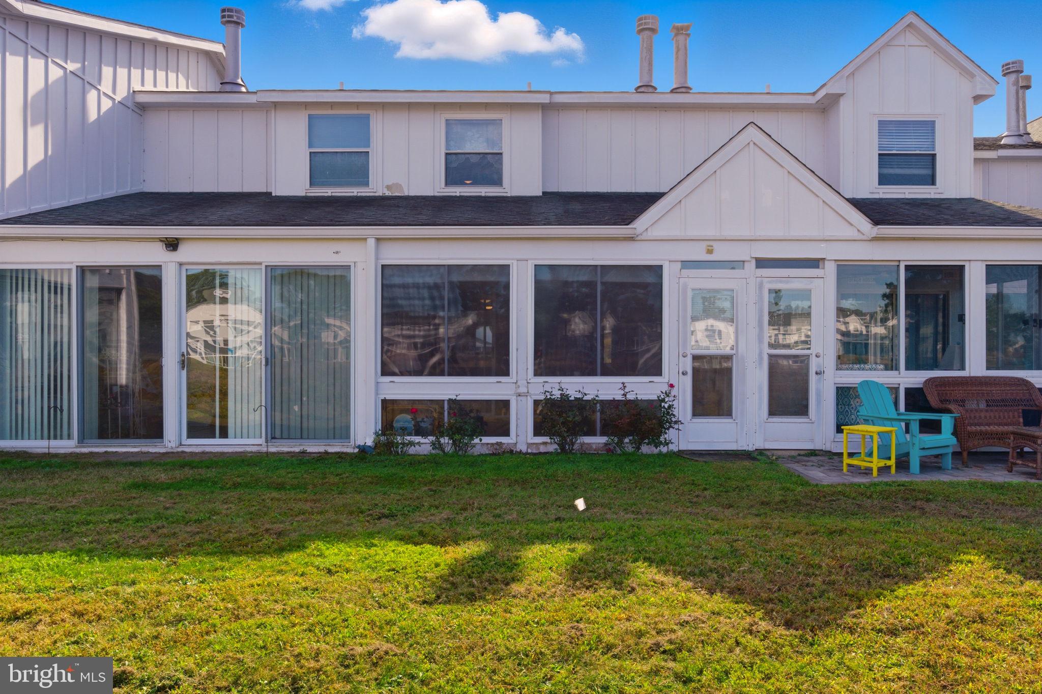 MALLARD LAKES - Residential