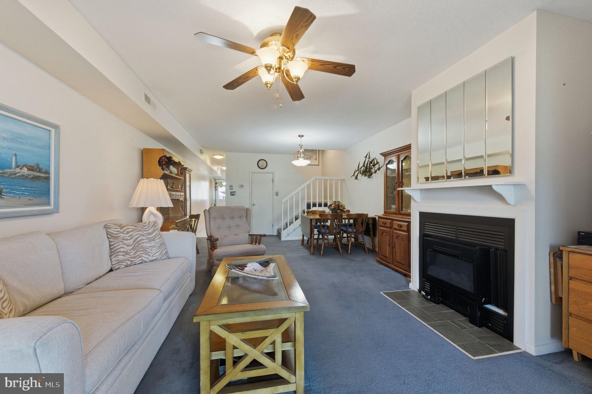 MALLARD LAKES - Residential