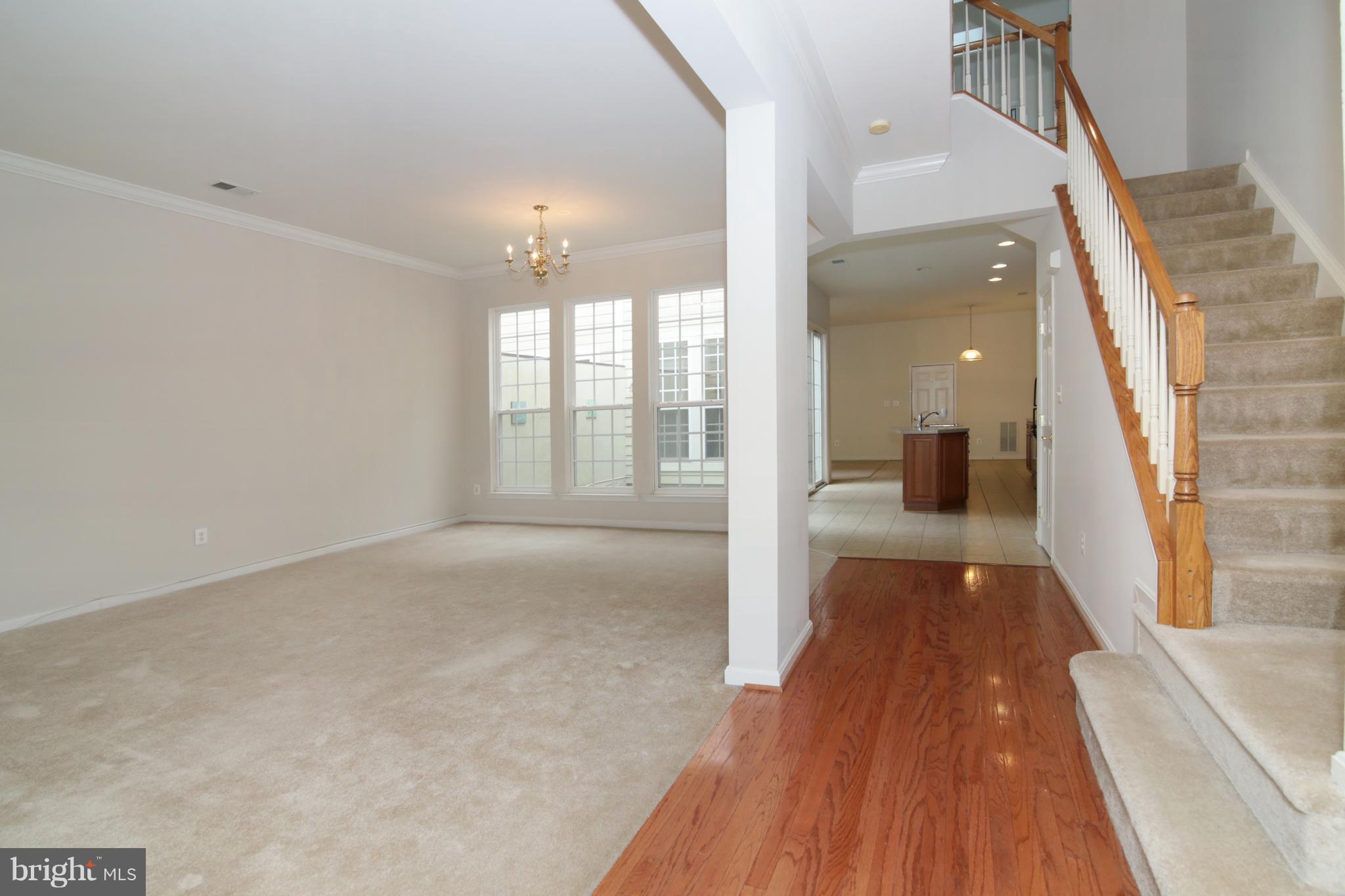 BELMONT CENTER - Residential Lease