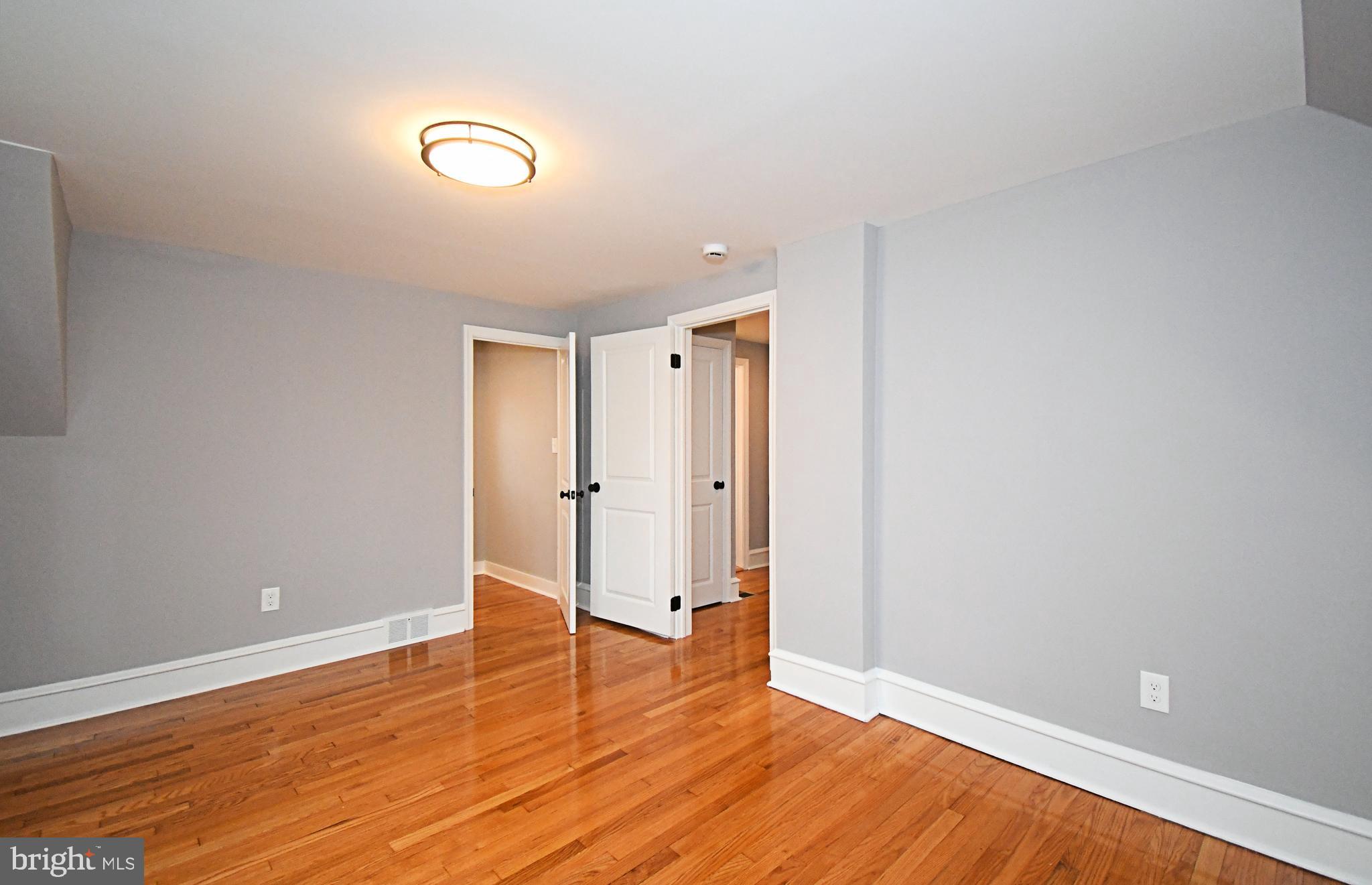 ROWLAND PARK - Residential