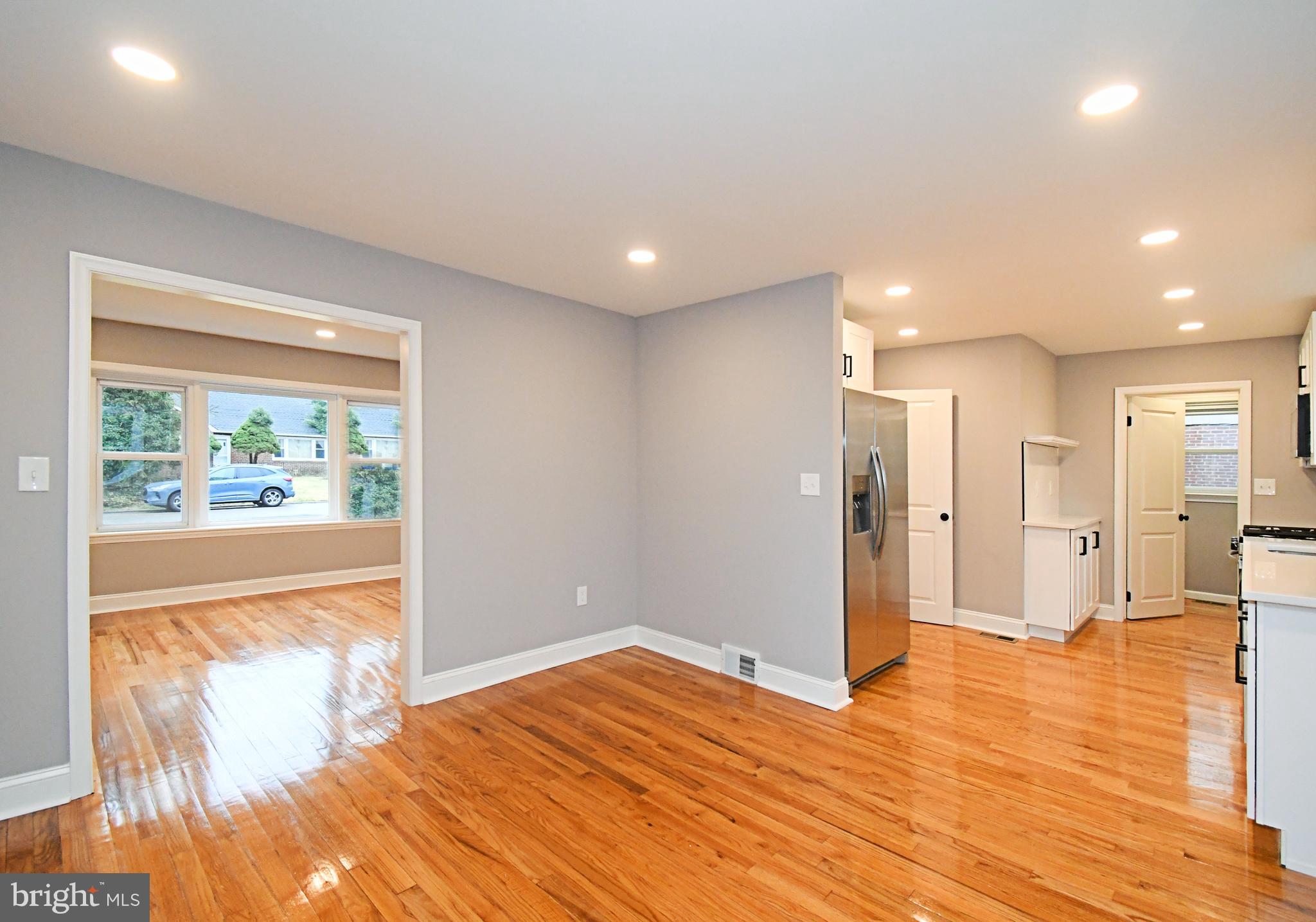 ROWLAND PARK - Residential