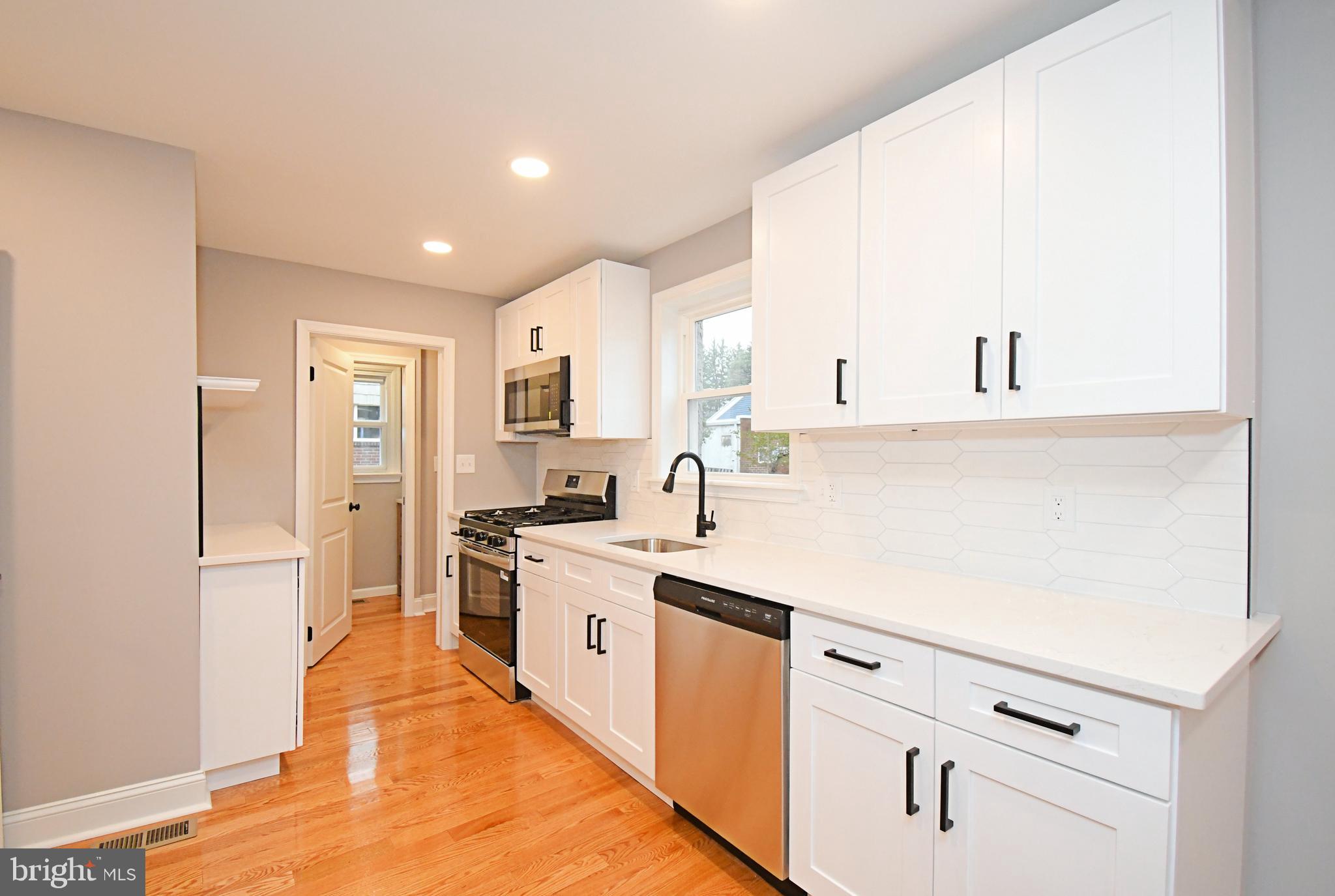 ROWLAND PARK - Residential