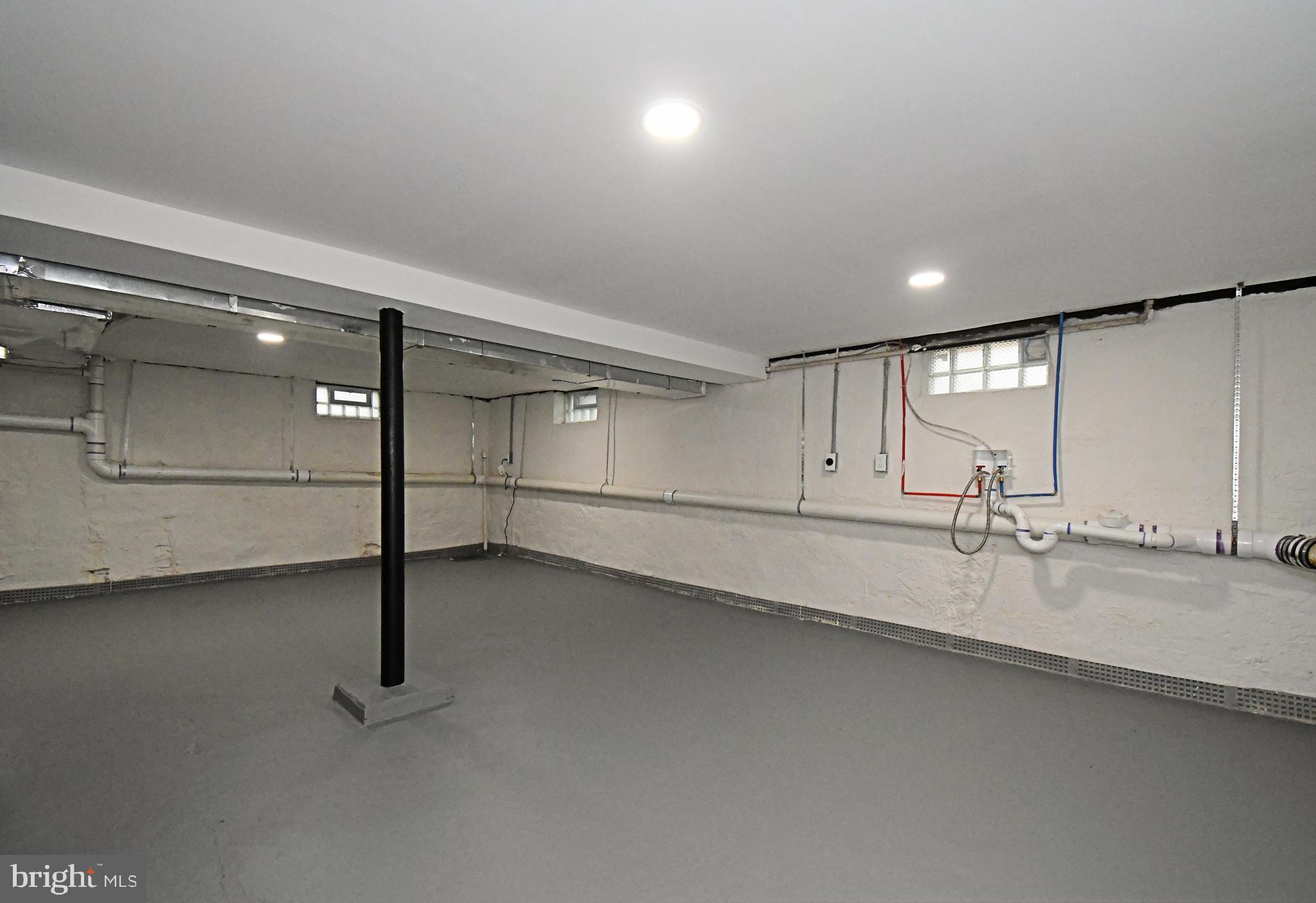 ROWLAND PARK - Residential