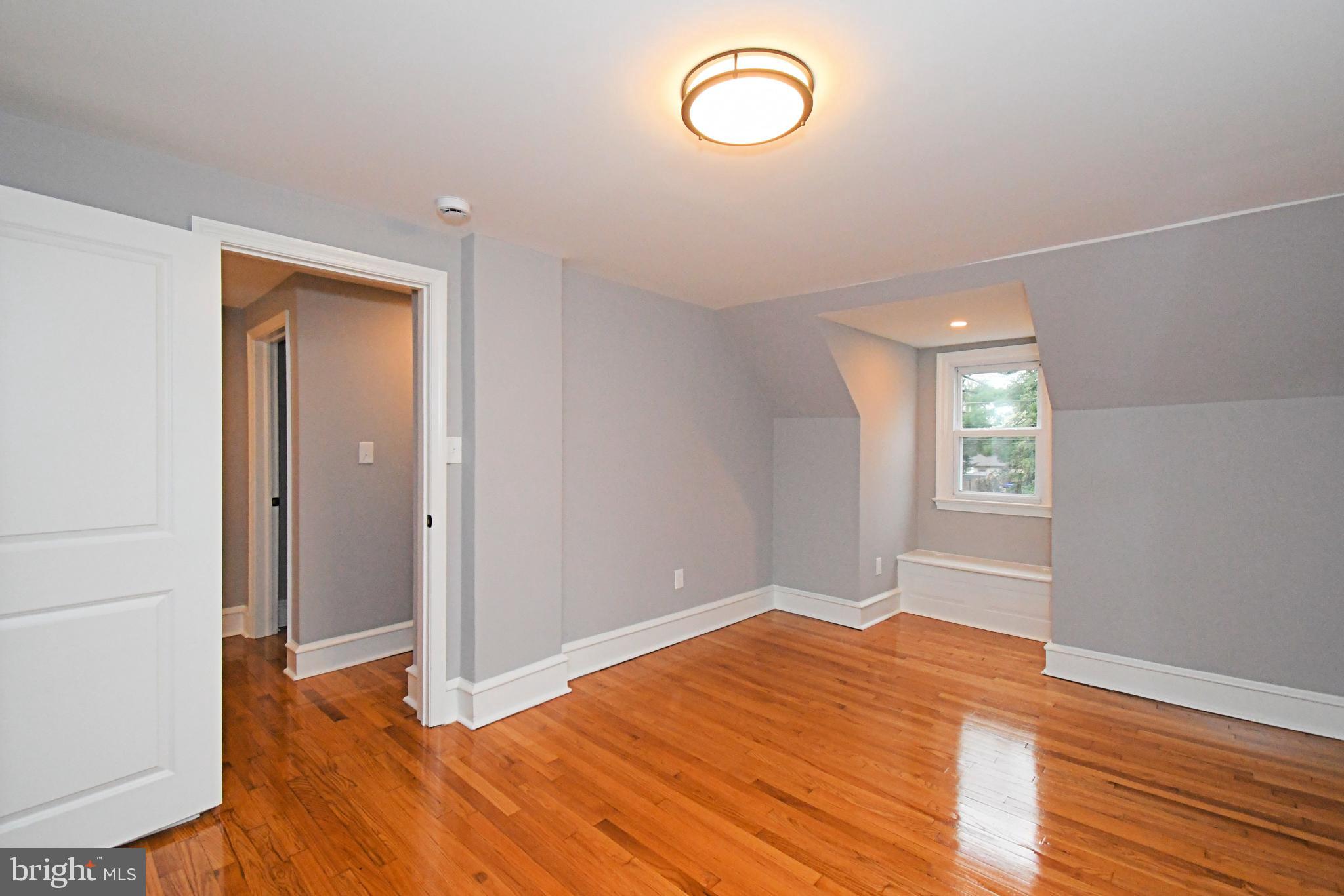 ROWLAND PARK - Residential