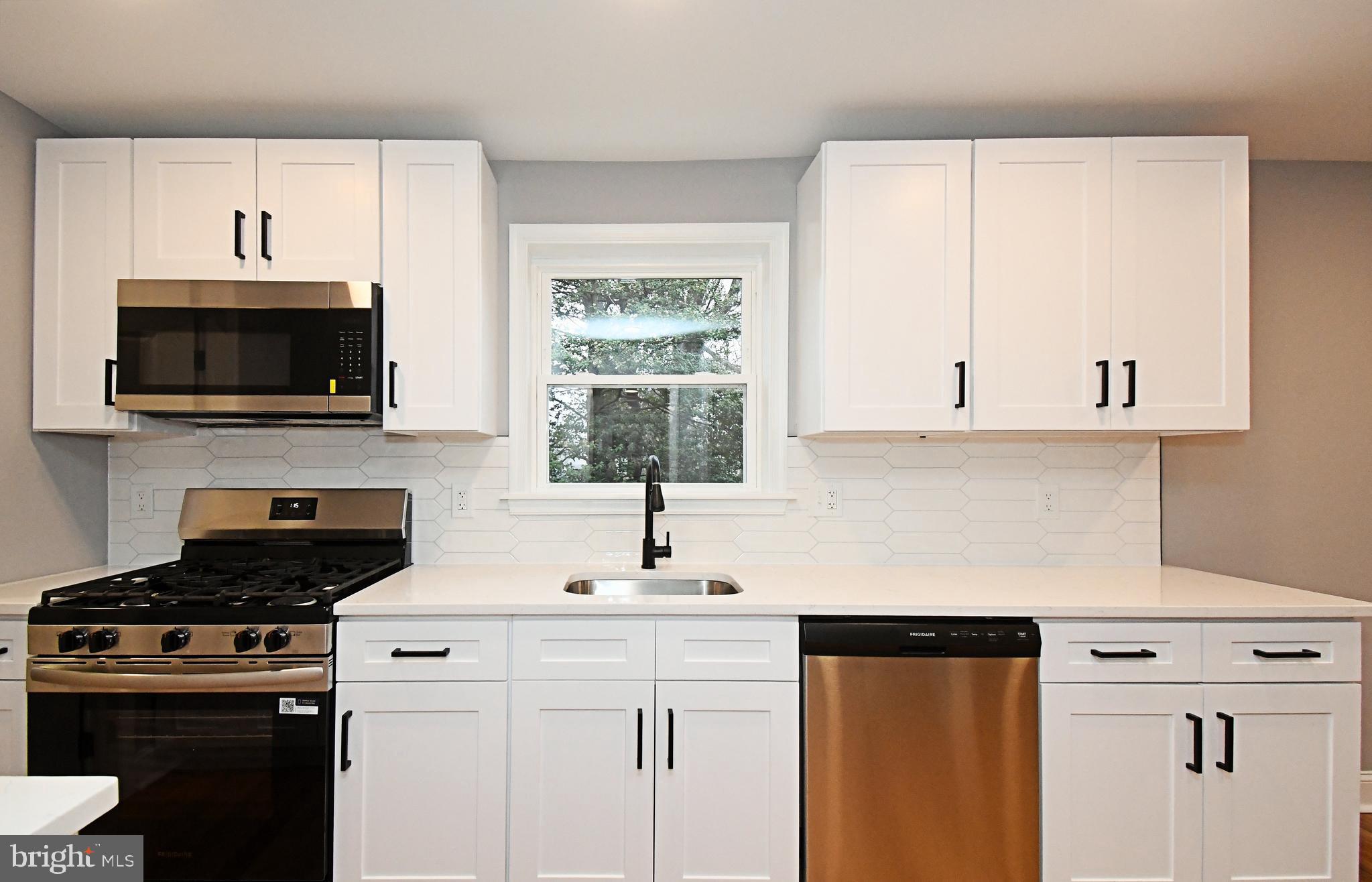 ROWLAND PARK - Residential