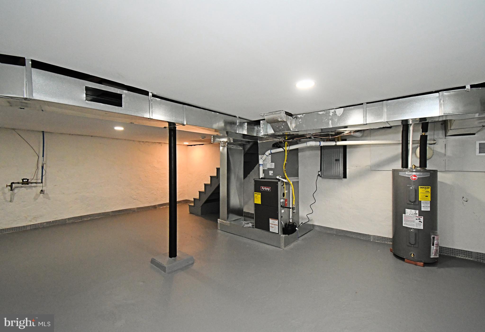 ROWLAND PARK - Residential