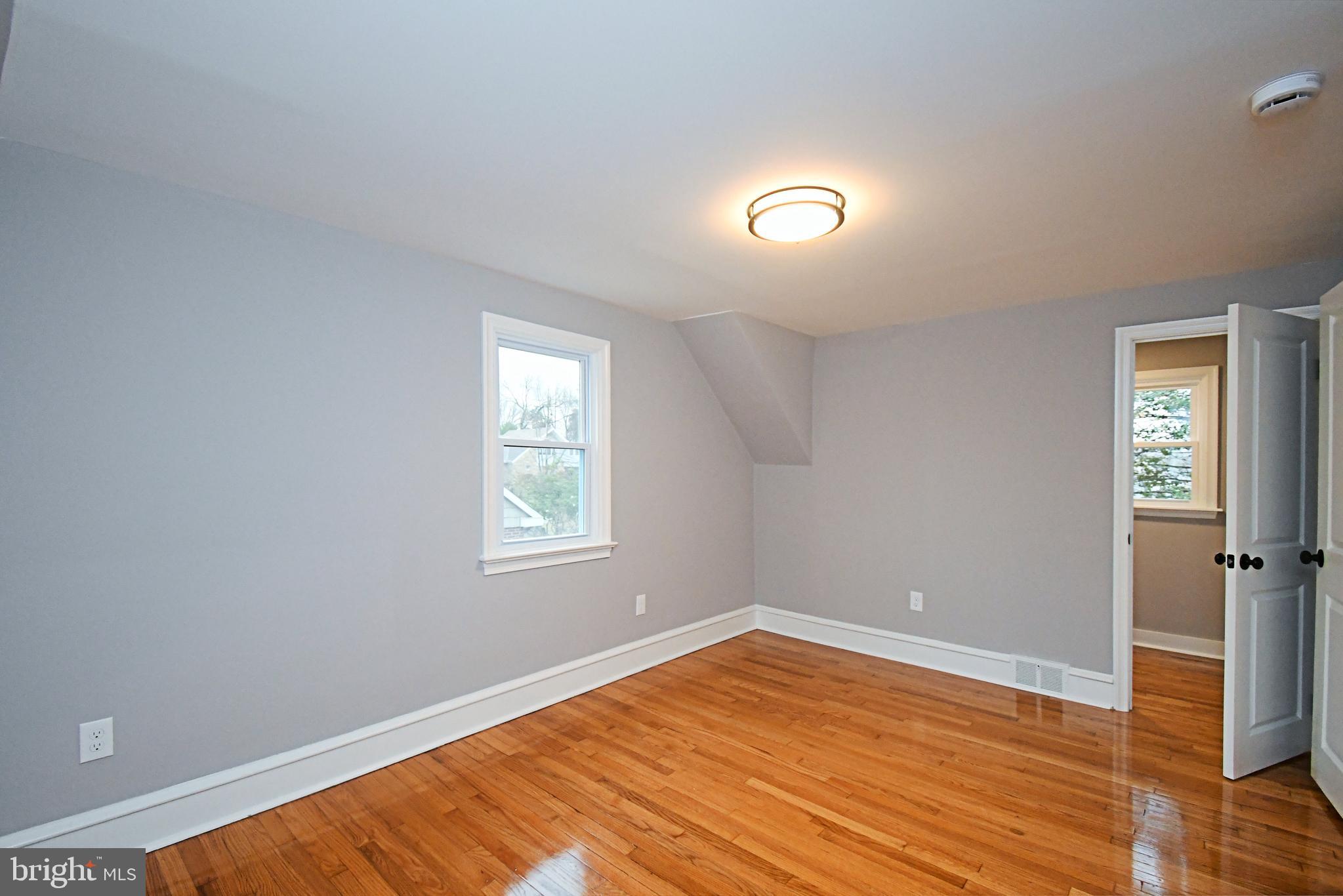 ROWLAND PARK - Residential