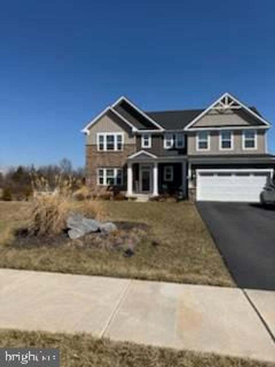 Beautiful 5-bedroom, 3.5-bathroom home in Stephens City. More photos and information to come!