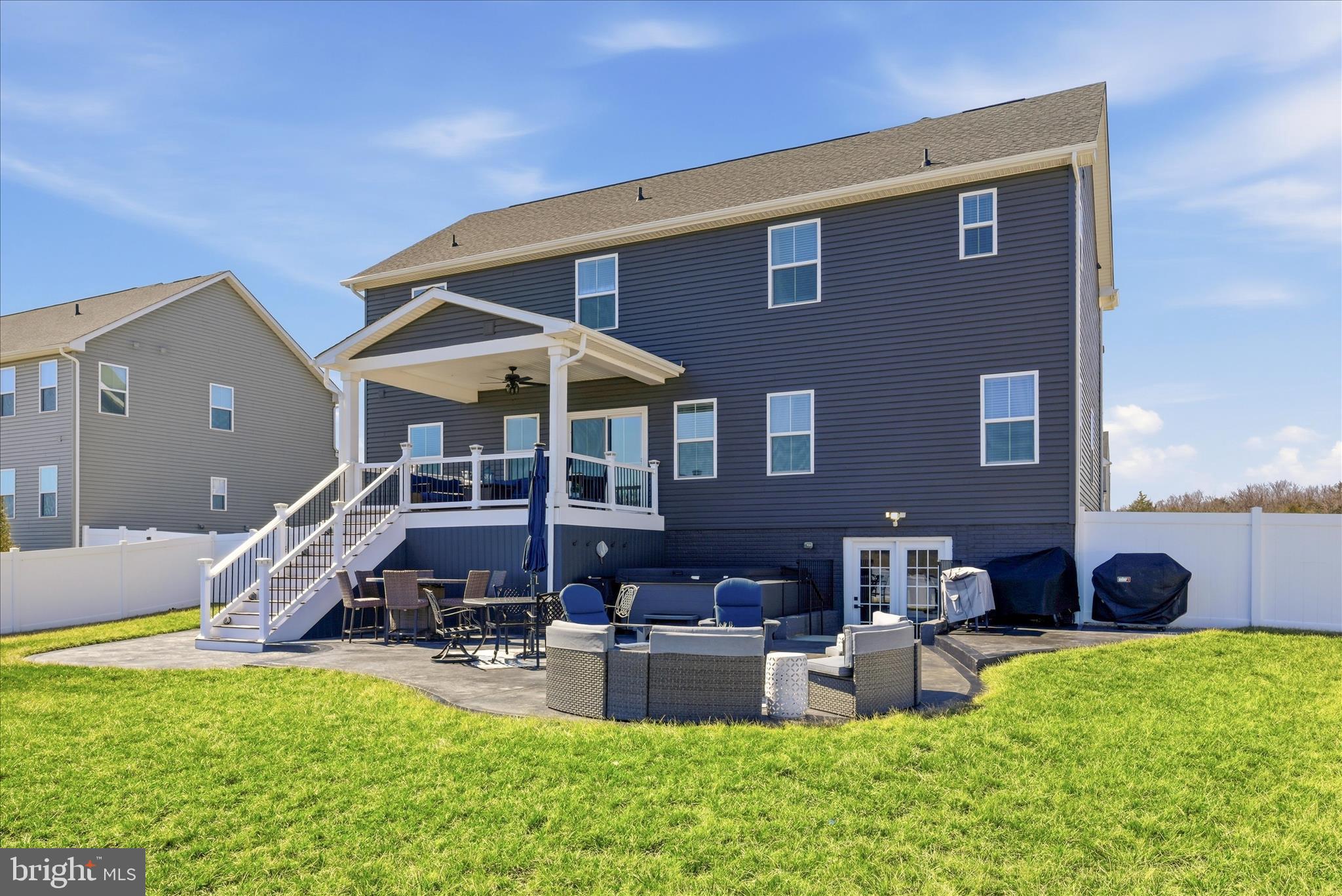 MOUNTAIN VIEW ESTATES - Residential