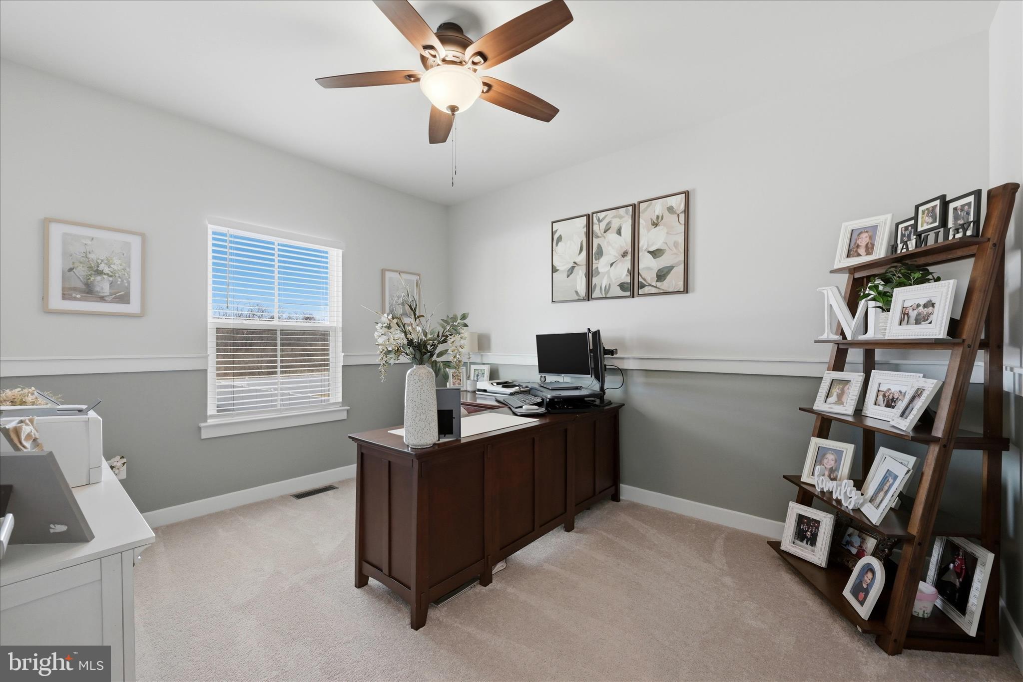 MOUNTAIN VIEW ESTATES - Residential