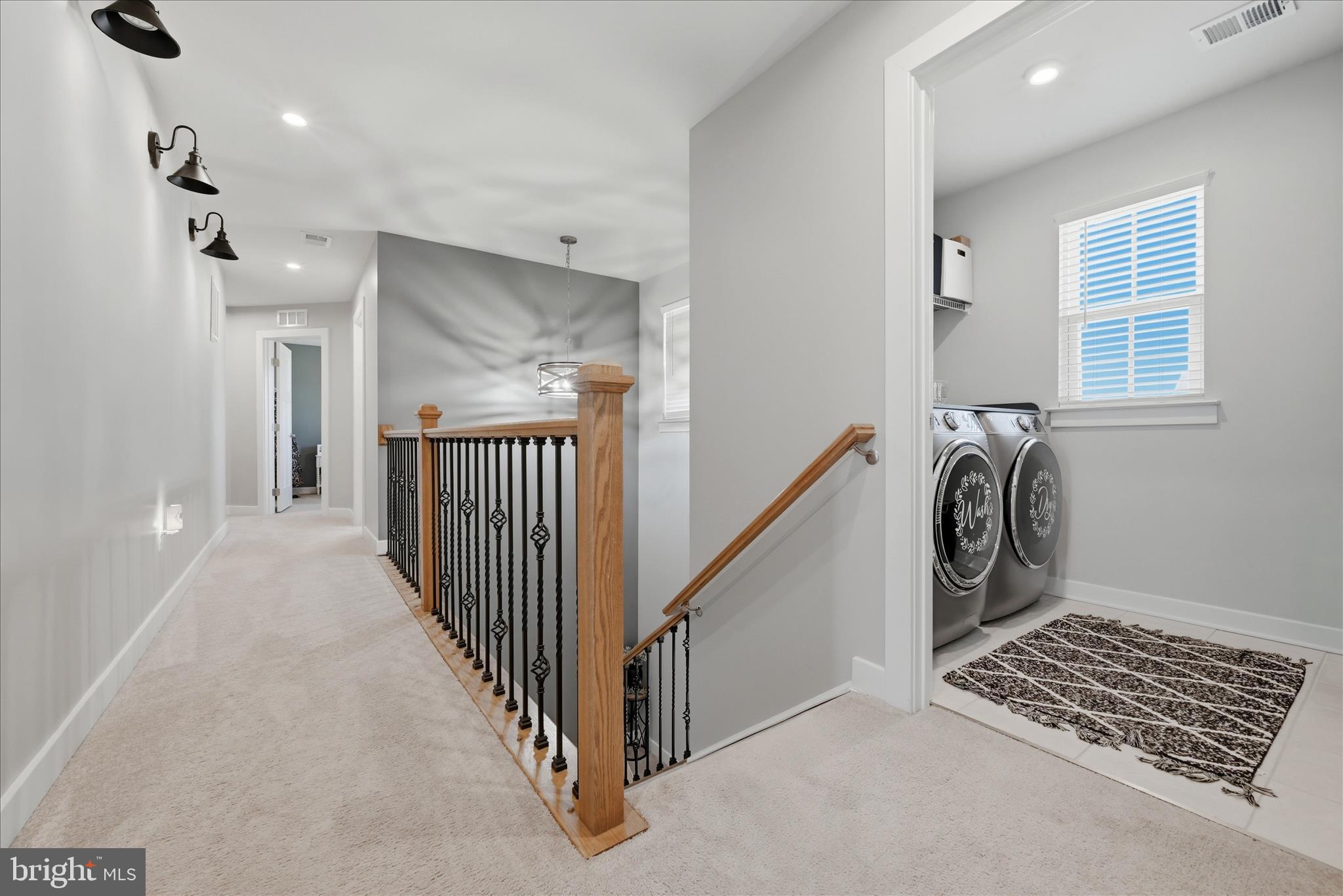 MOUNTAIN VIEW ESTATES - Residential